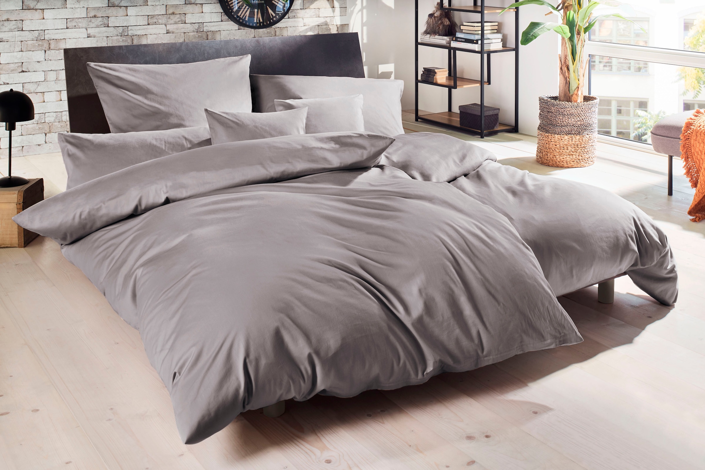 Primera Bettwäsche "Uni Luxus-Satin in Gr. 135x200, 155x220 oder 200x200 cm" 2 Stk. Bettwäsche aus Baumwolle, unifarbene Bettwäsche mit Reißverschluss
