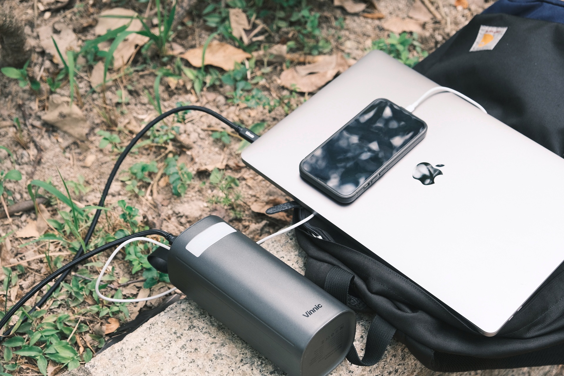 Vinnic Powerbank »MOUNT PARKER Powerbank 60.000mAh 100W PD x2«, Vinnic MOUNT PARKER Powerbank 60.000mAh 100W PD x2,black