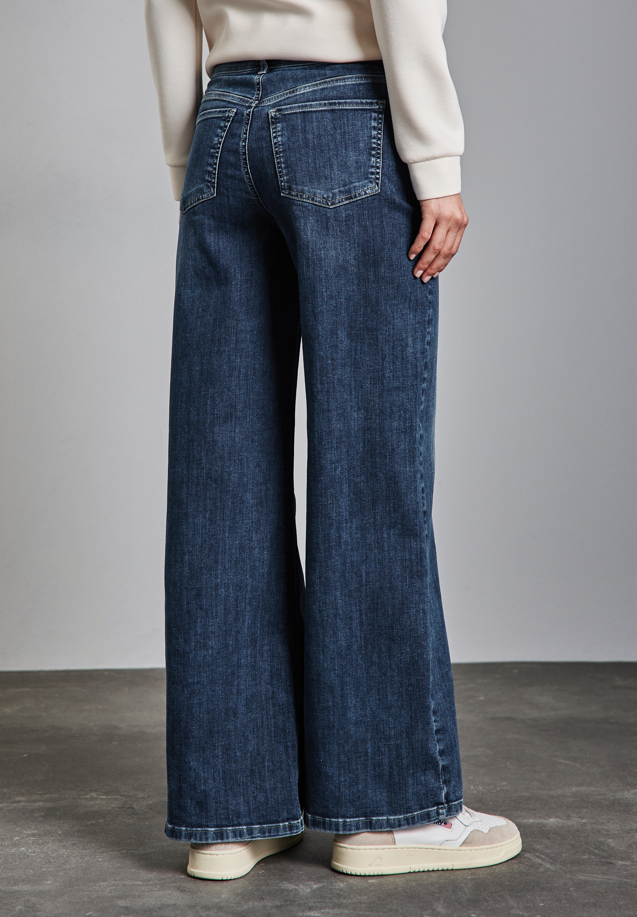 STREET ONE Laisvo stiliaus džinsai High Waist