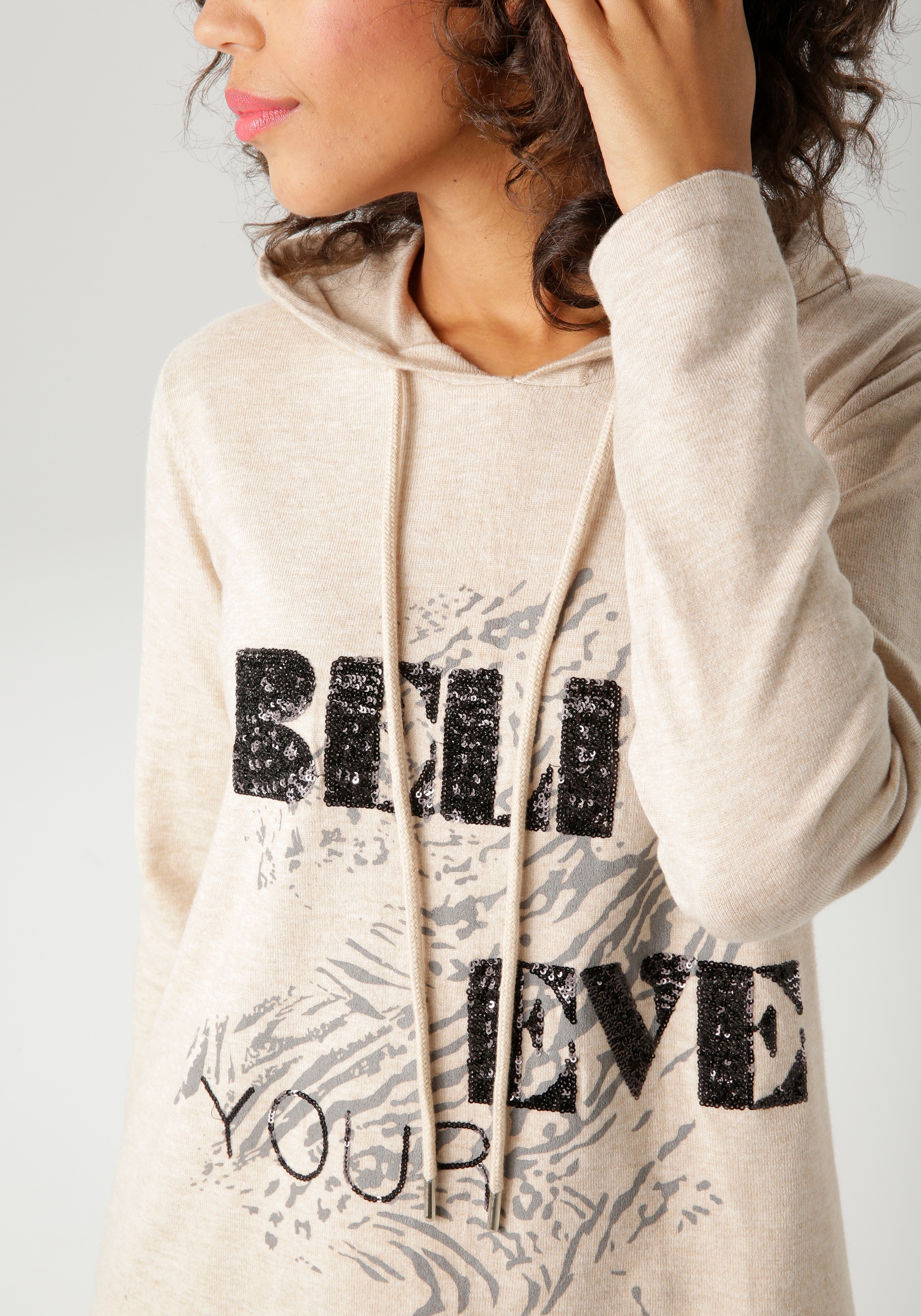 Thumbnail - Aniston CASUAL Strickpullover, mit Pailletten-Schriftzug verziertem Vorderteil - NEUE KOLLEKTION