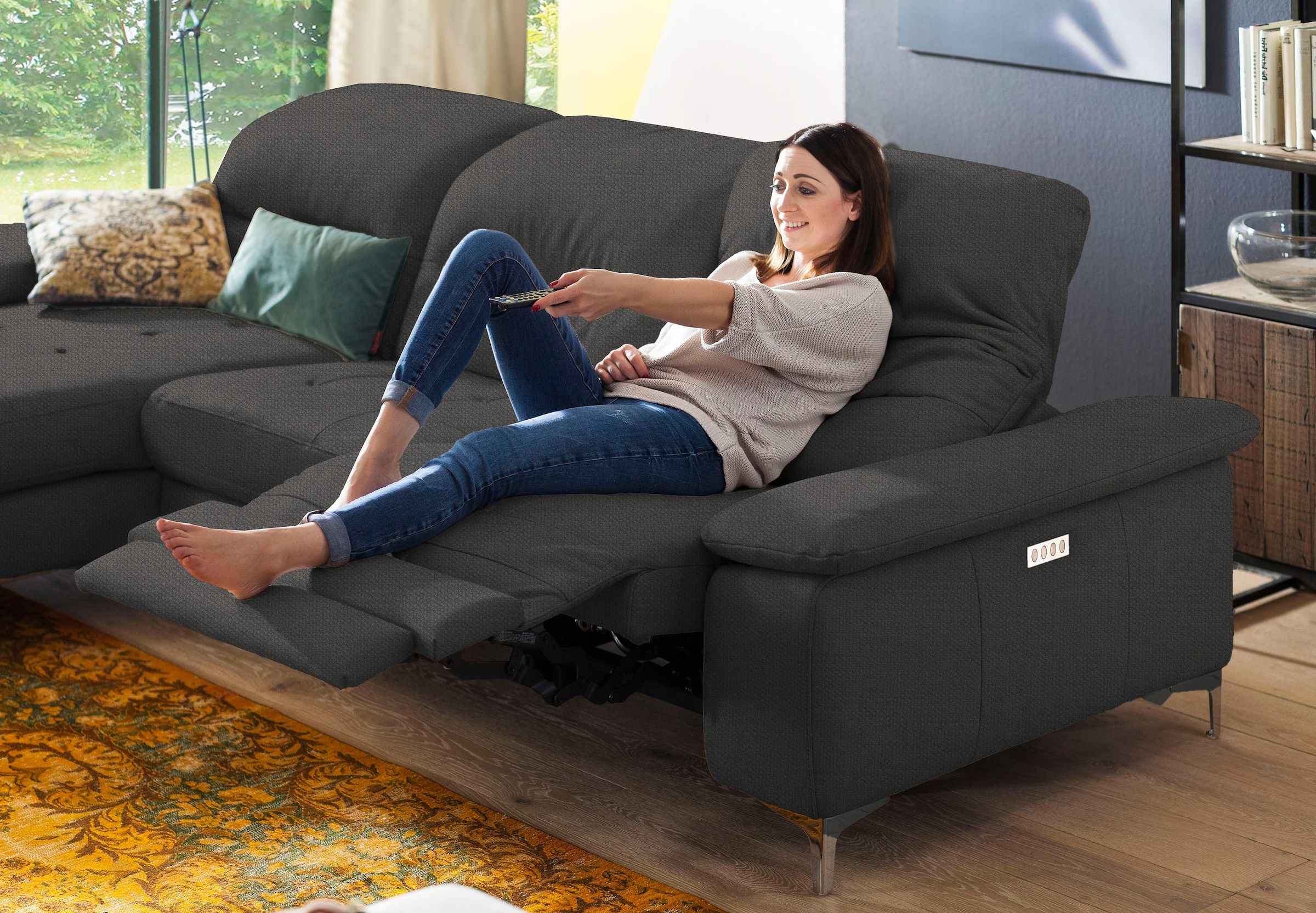Places of Style Ecksofa »Basel L-Form«, mit vollmotorischer Relaxfunktion und motorischer Recamiere