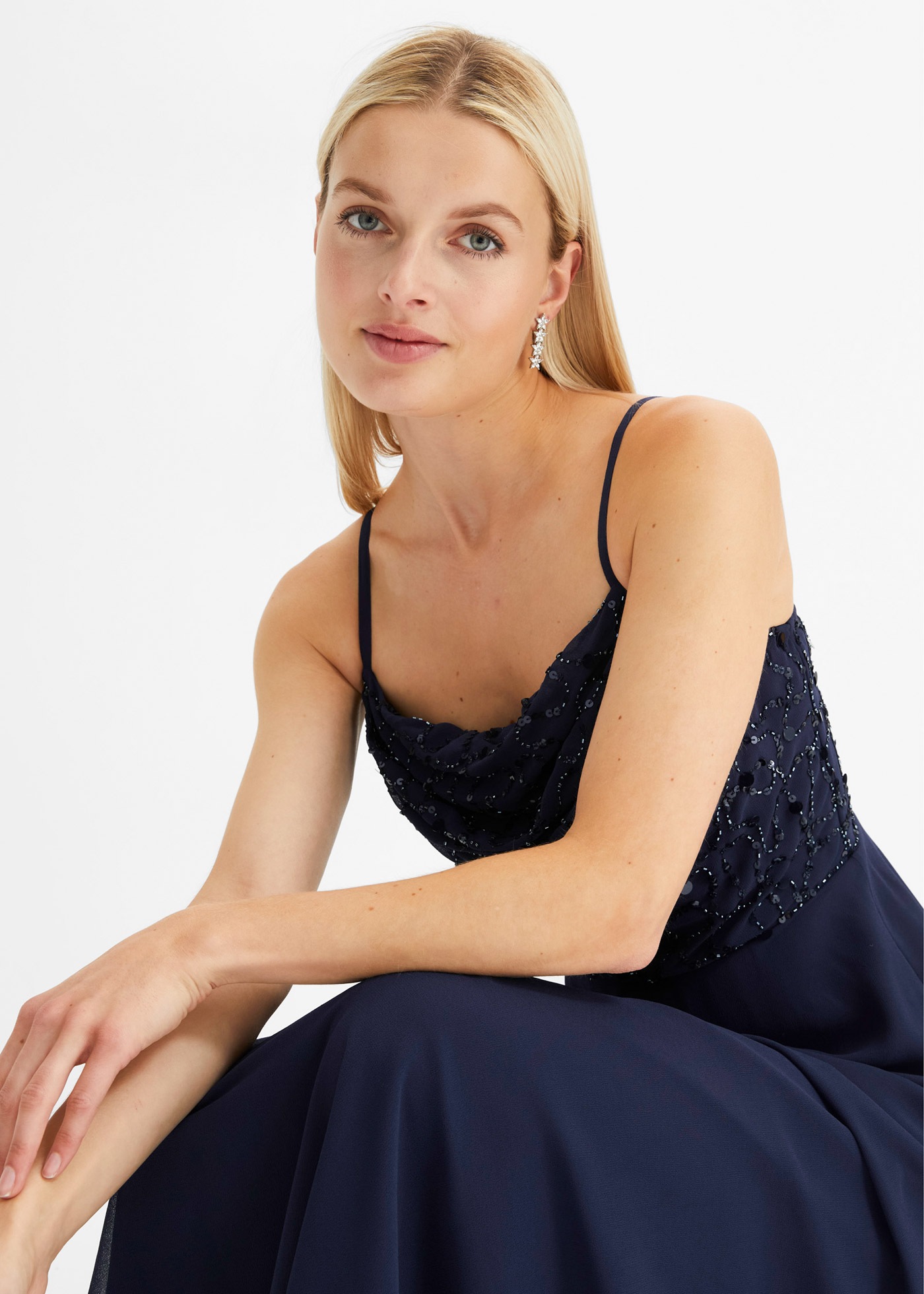 Thumbnail - bonprix Trägerkleid "Trägerkleid mit Paillettenstickerei" für festliche Anlässe, mit Tüllrock, ausgestellte Passform