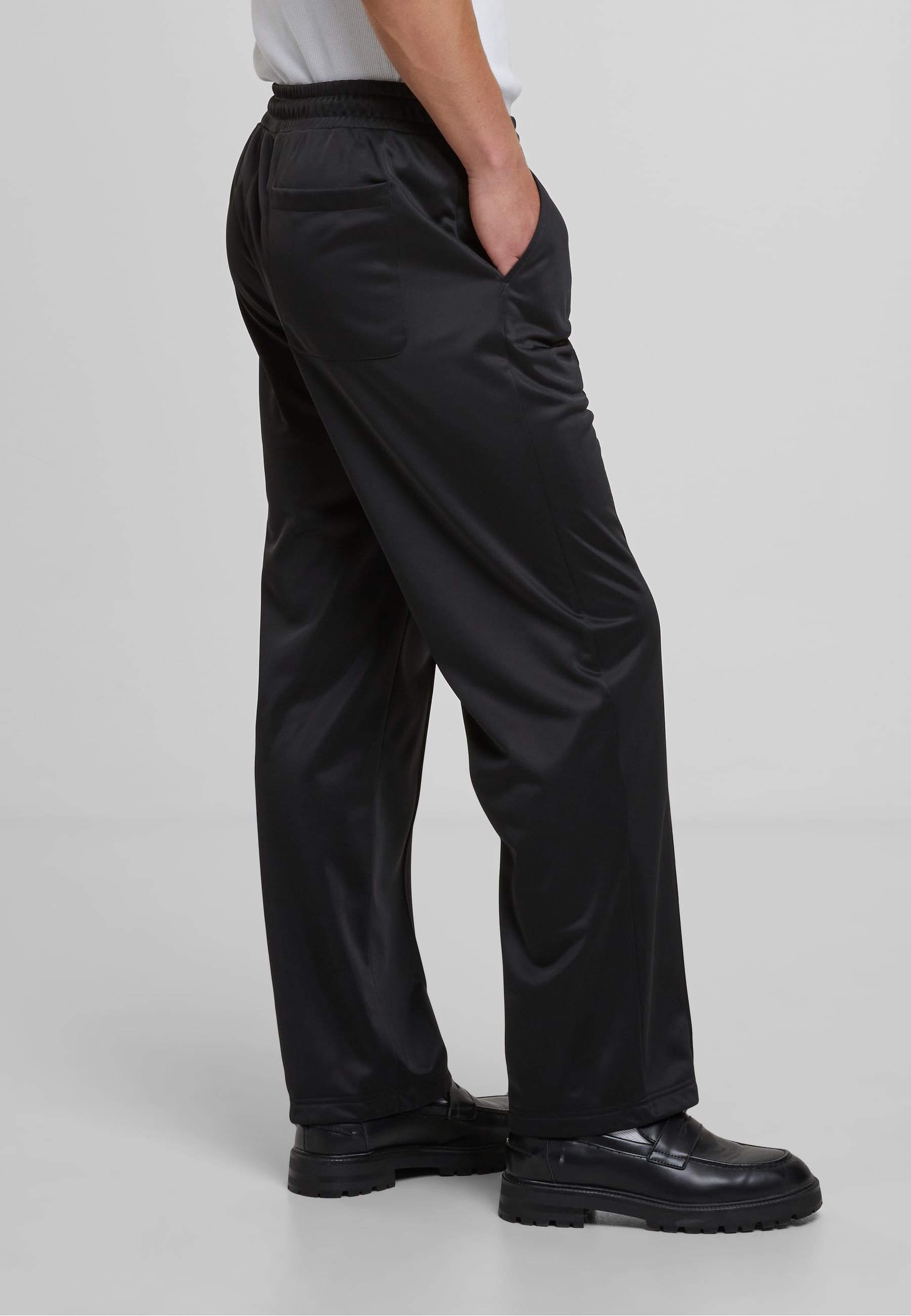 URBAN CLASSICS Jogginghose »Urban Classics Pintuck Tricot Track Pants«