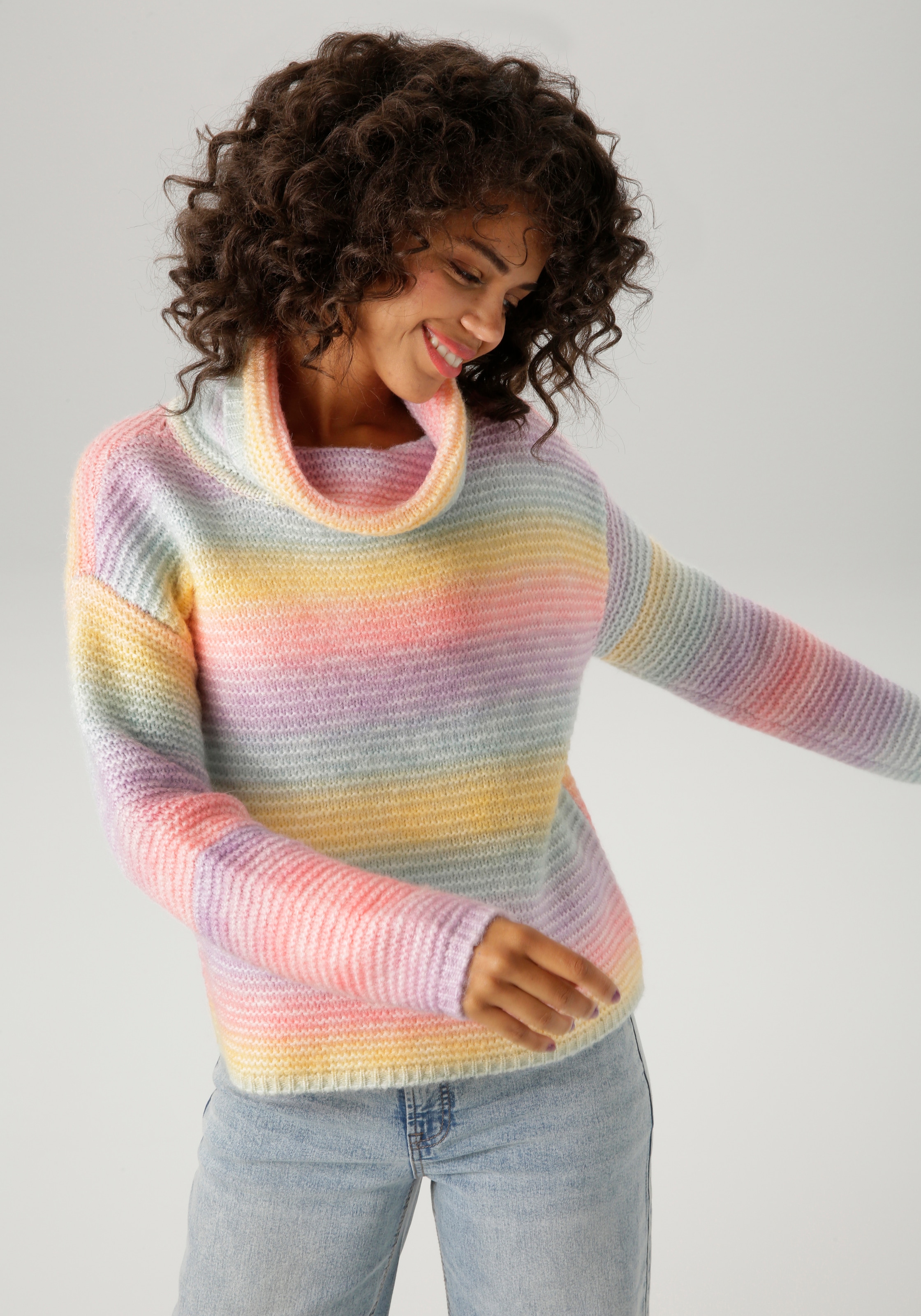 Aniston CASUAL Strickpullover, aus regenbogenfarbenem Space-Garn - NEUE KOL günstig online kaufen