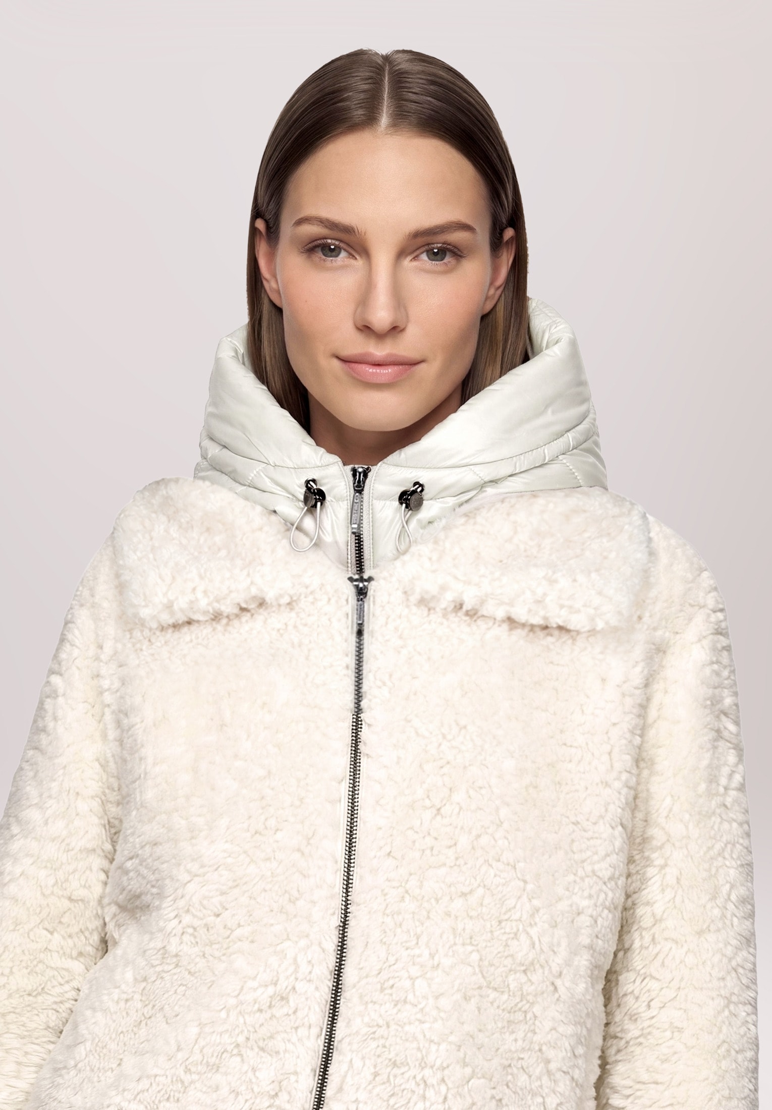 Amber & June Plüschjacke »Damen mit abnehmbarem Westenteil« mit Kapuze