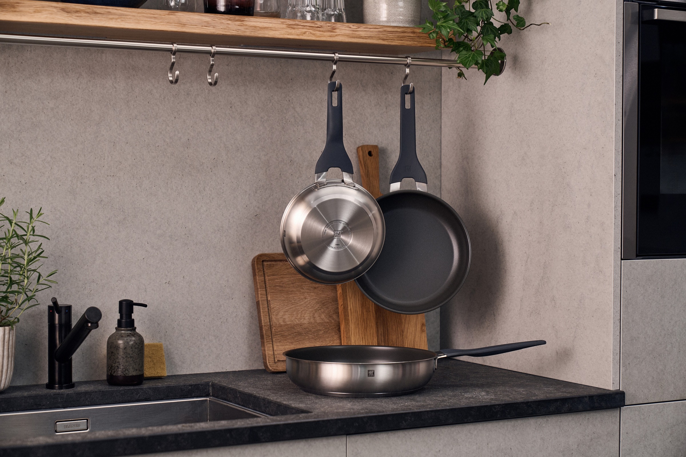 Zwilling Bratpfanne "Simplify" Edelstahl 18/10 1 Stk. tlg. Keramikbeschicht günstig online kaufen