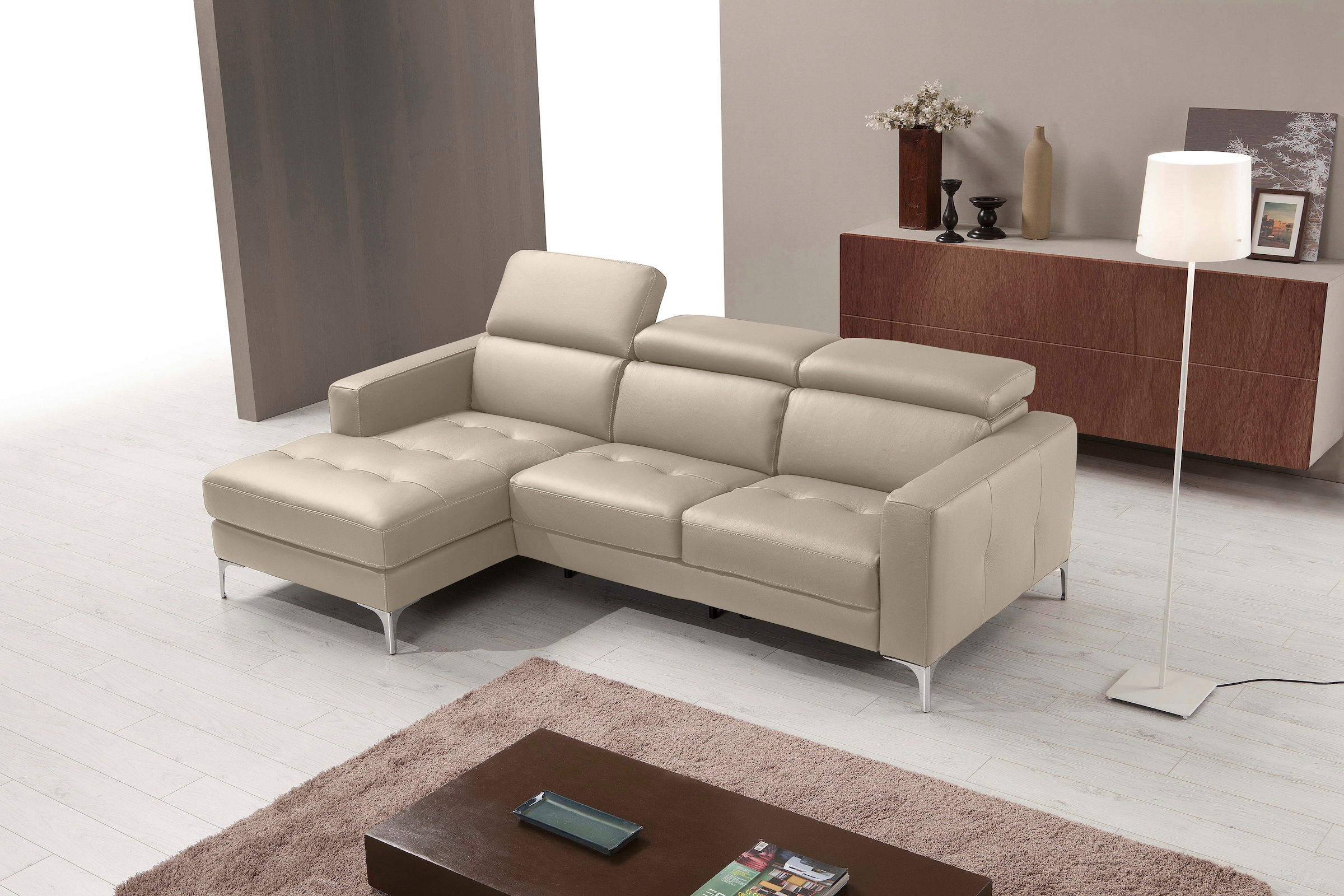 Egoitaliano Ecksofa "Matt, erstklassiger Sitzkomfort, aufwendige Detailverarbeitung, L-Form" mit verstellbaren Kopfteilen zum Relaxen