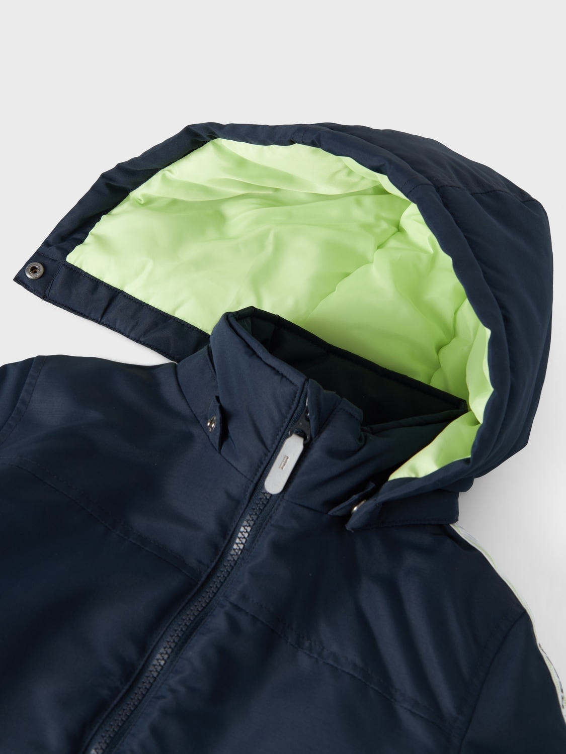 Name It Outdoorjacke »NKMMAX JACKET SPORTY1«, mit Kapuze, mit dekorativen, reflektierenden Details