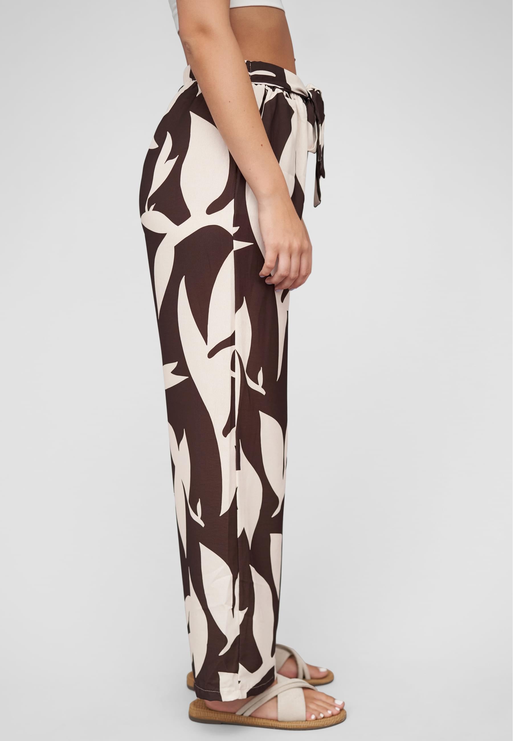 CLOUD 5IVE Stoffhose »CLOUD 5IVE Pants with tie belt and aop floral print«, (1 tlg.)