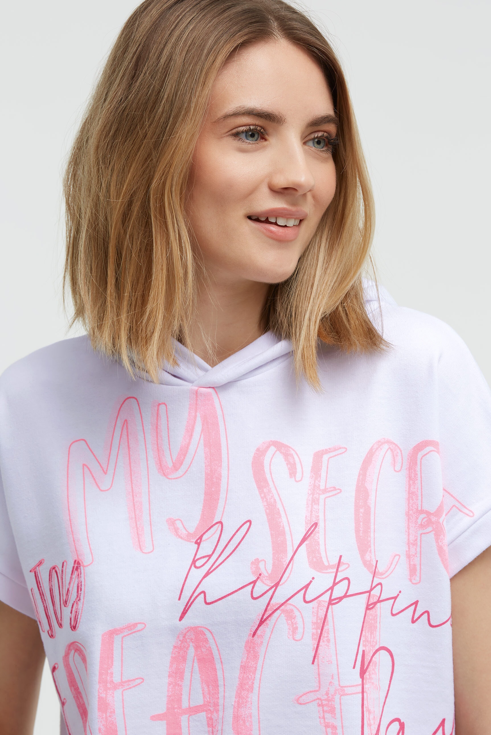 SOCCX Kapuzensweatshirt , mit überschnittener Schulter
