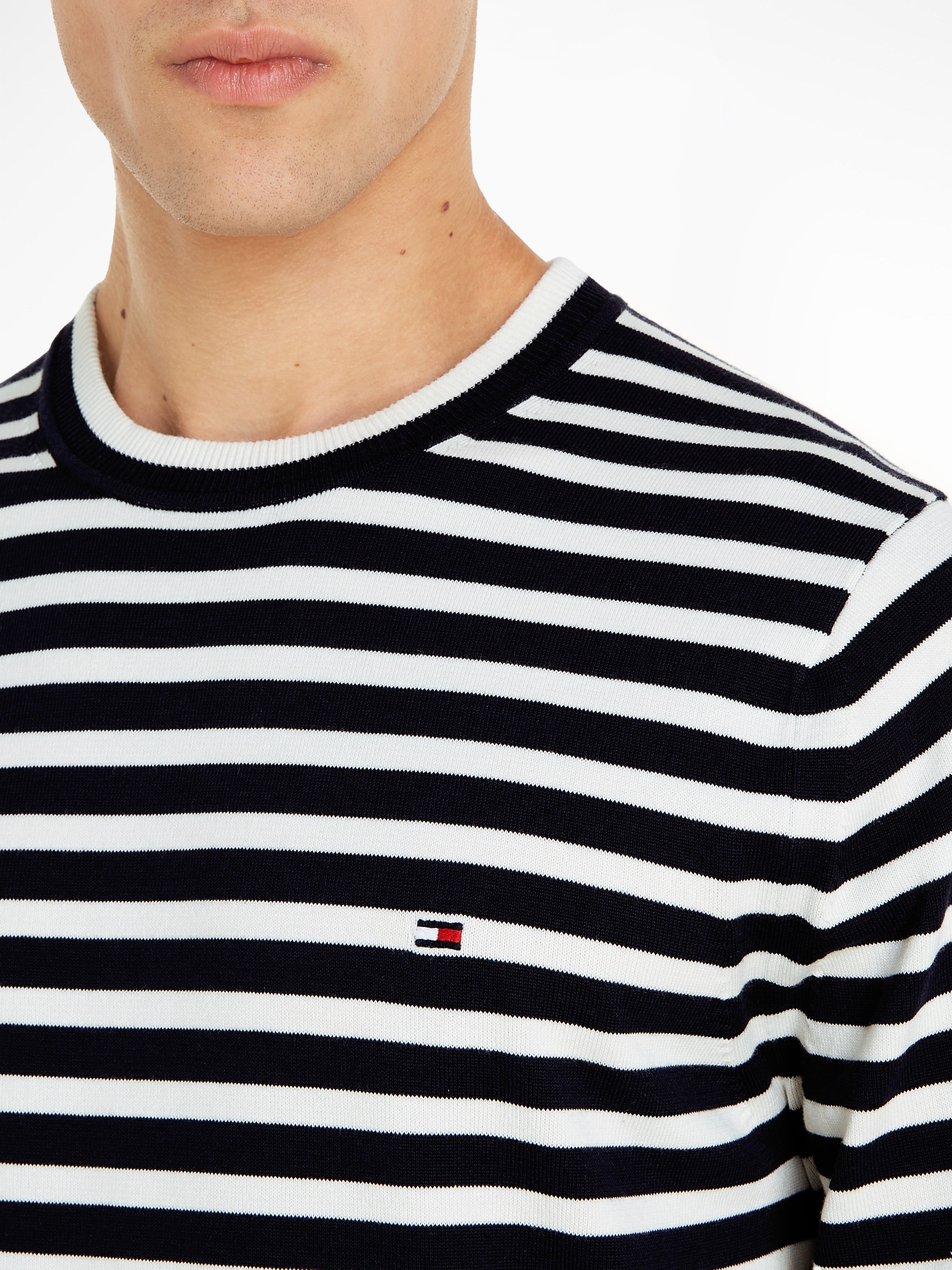 Tommy Hilfiger Rundhalspullover »1985 CREW NECK SWEATER«, von der Kollektion aus 1985 inspiriert