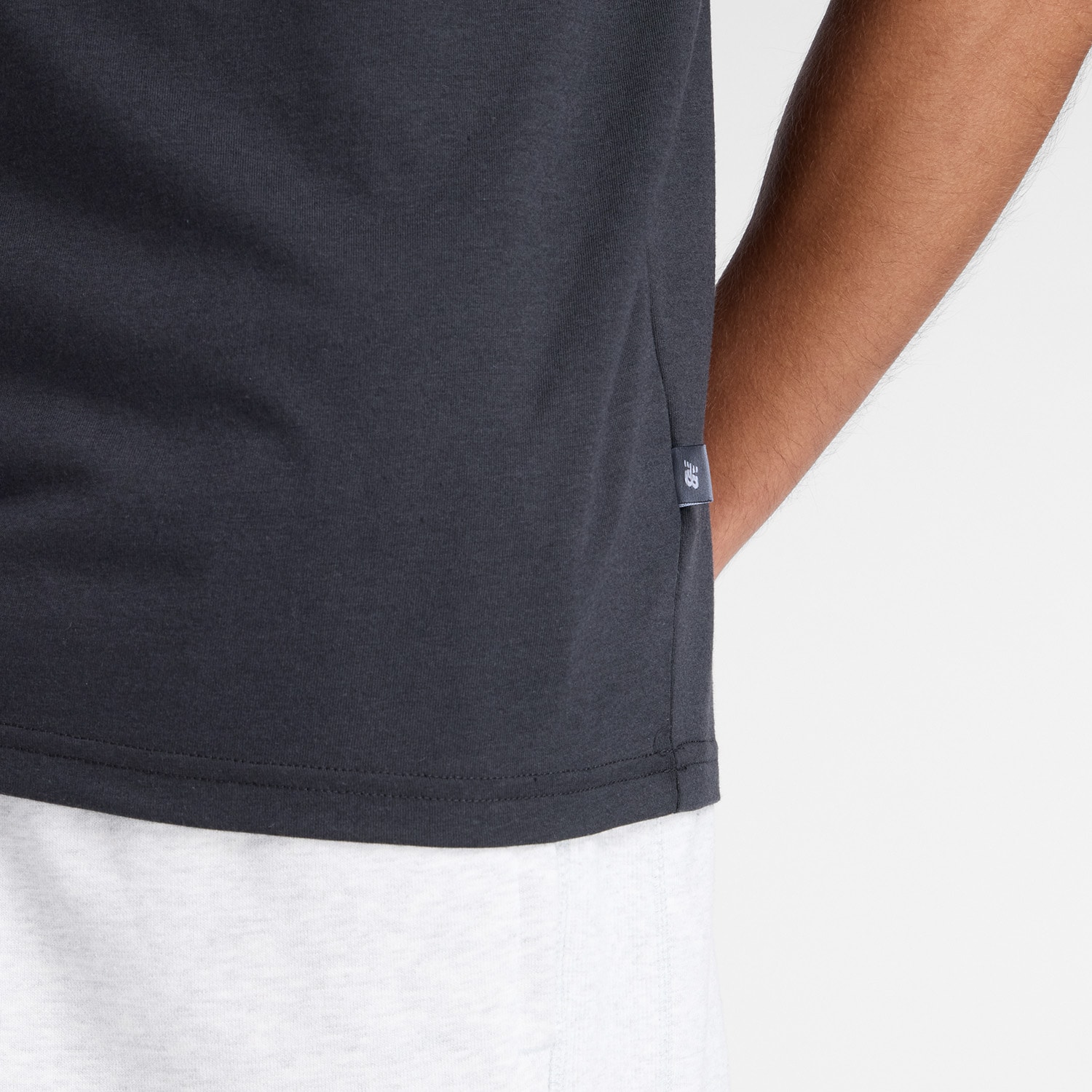 New Balance Trainingsshirt »Heathertech Graphic T-Shirt 2 BLACK«