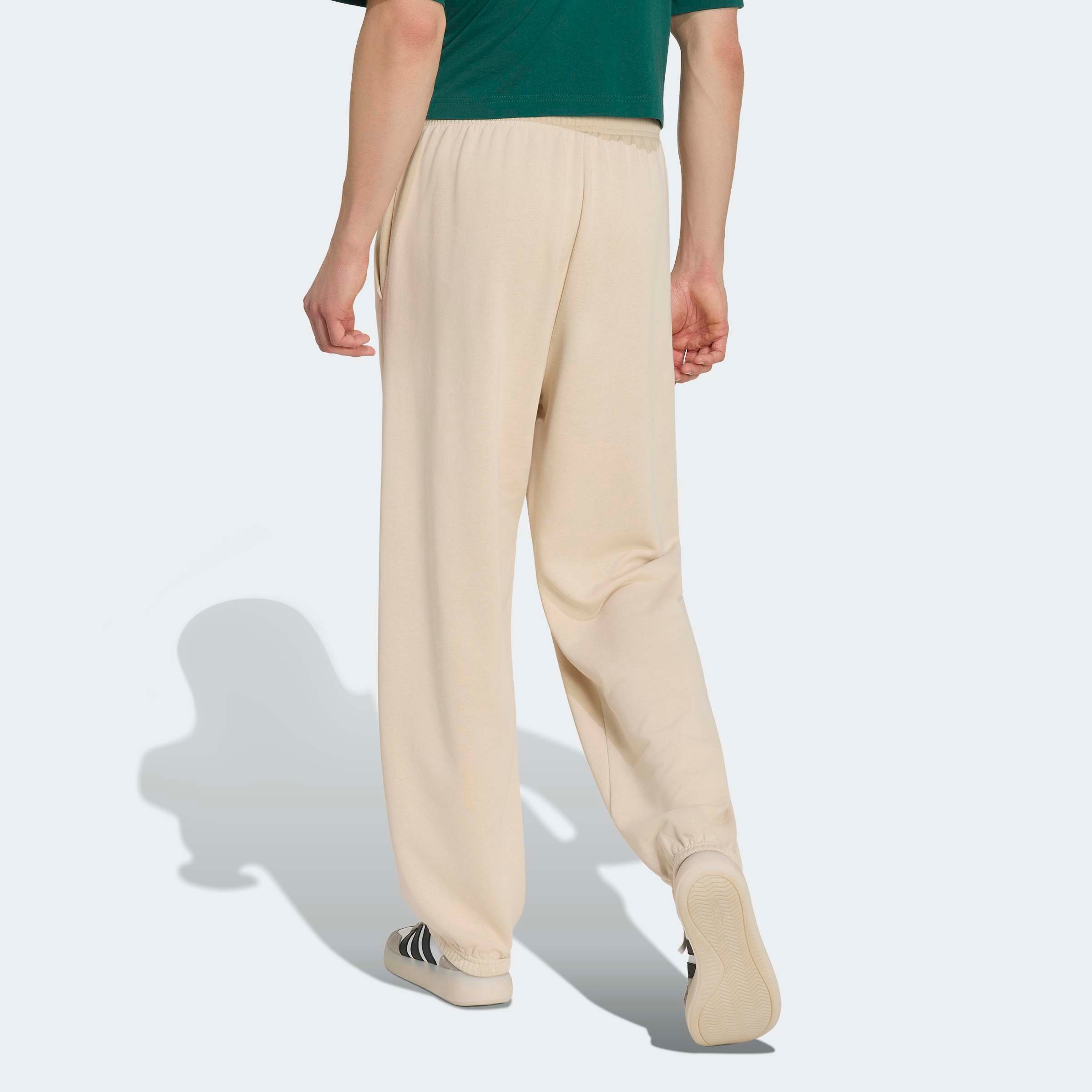 adidas Sportswear Sporthose »SEASONAL ESSENTIALS COLLEGIATE, FRENCH TERRY, BÜNDCHEN«  mit normal-weiter Passform, ohne Verschluss, für Erwachsene