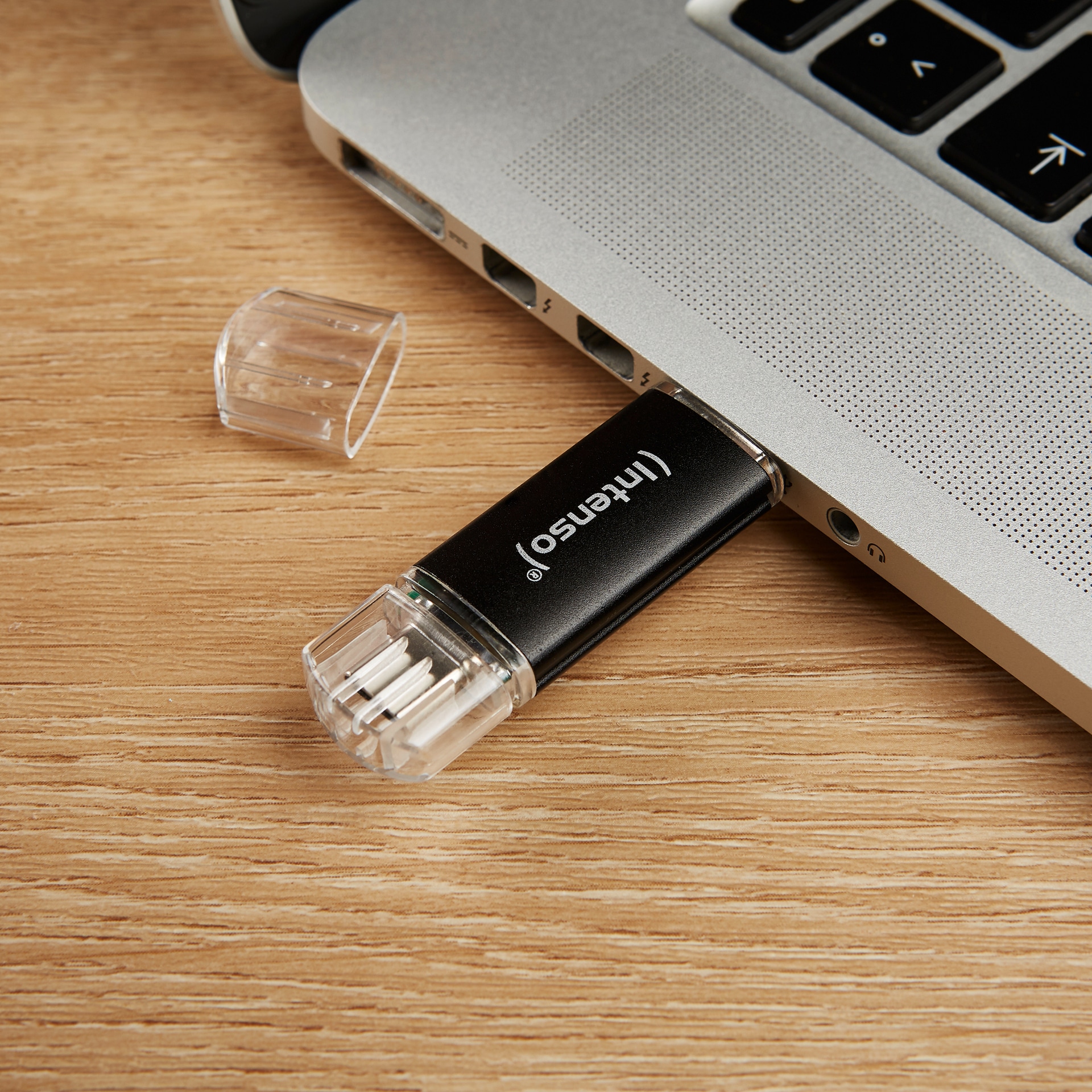 Intenso USB-Stick »USB Flash Drive 3.2 256 GB Twist Line«, (USB 3.2 Lesegeschwindigkeit 70,00 MB/s)