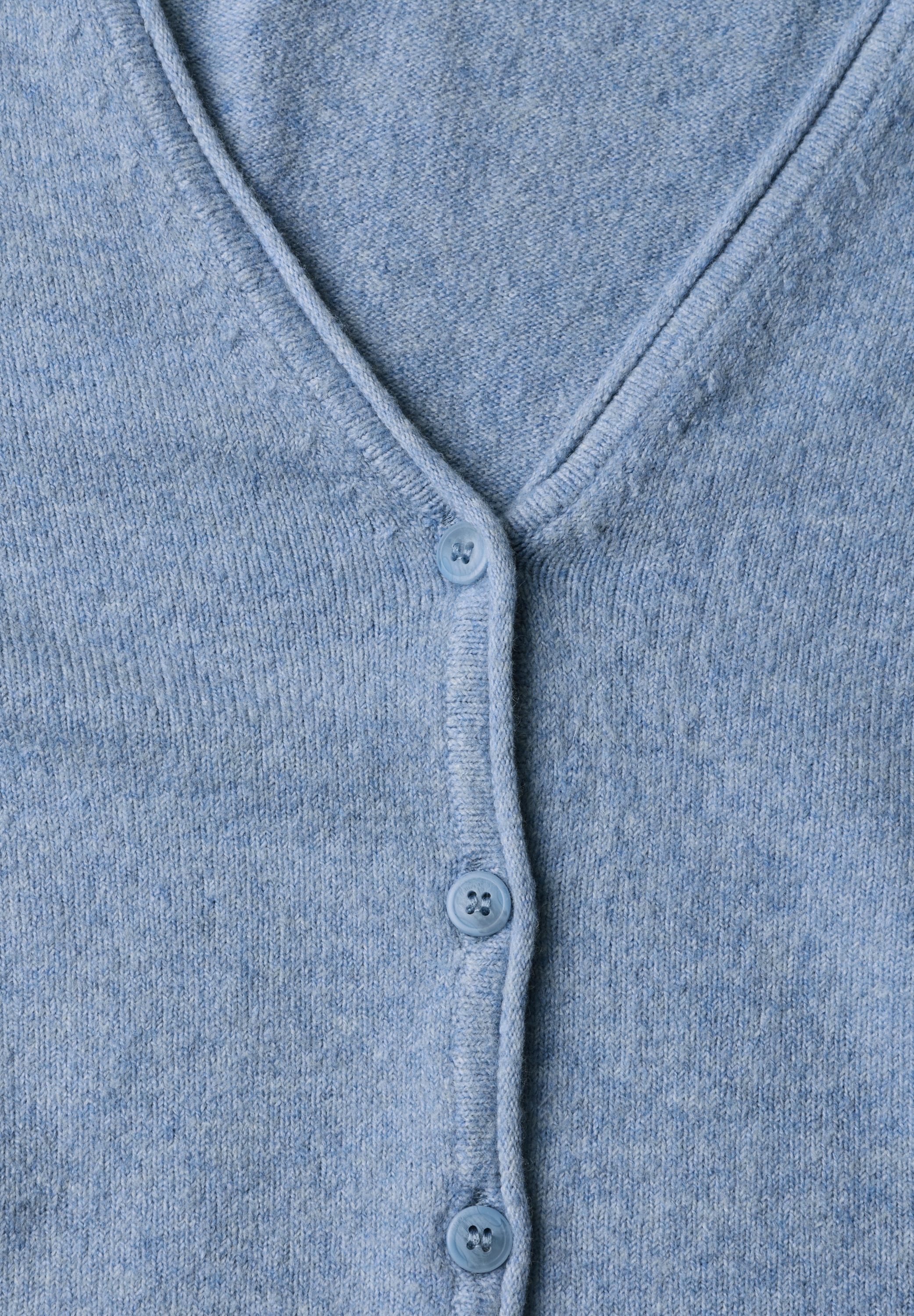STREET ONE 1100000002199 mit V-Neck und Knopfleiste