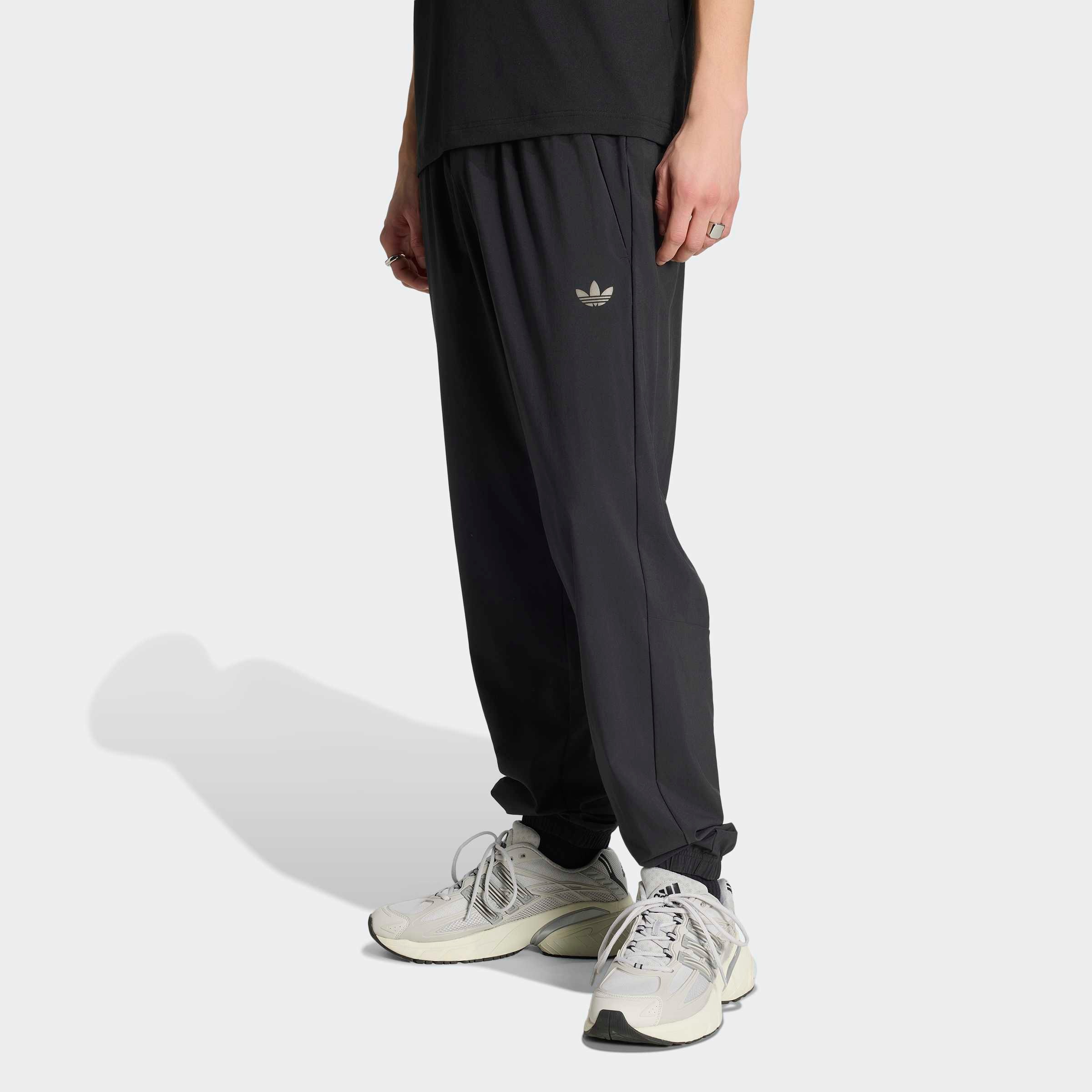 adidas Originals Sporthose "TECH TREFOIL ESSENTIALS" für Erwachsene, aus Polyester und Elasthan