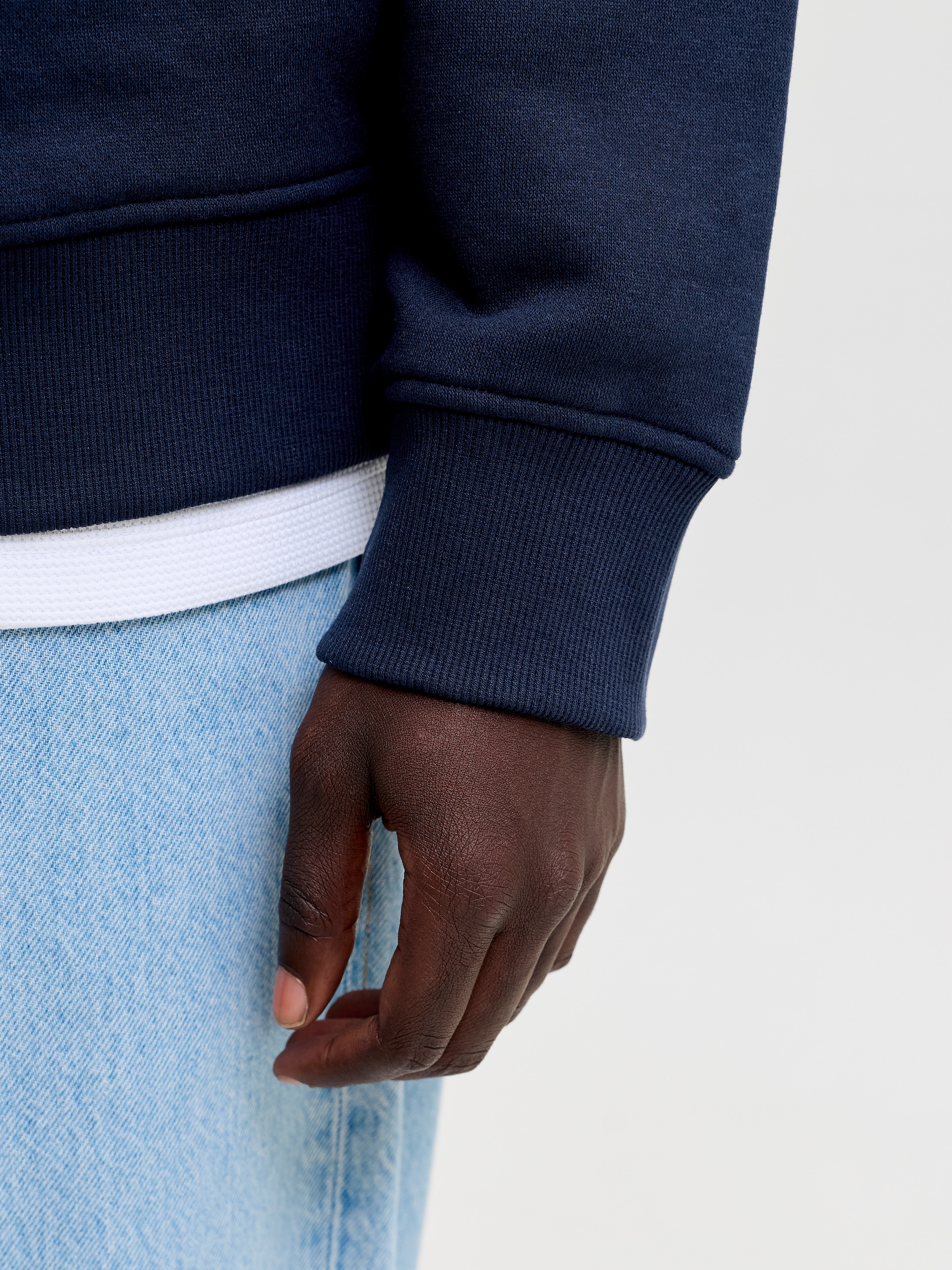 Jack & Jones Kapuzensweatshirt »JJTOM SWEAT HOOD«, Baumwollmischung, normal geschnitten

