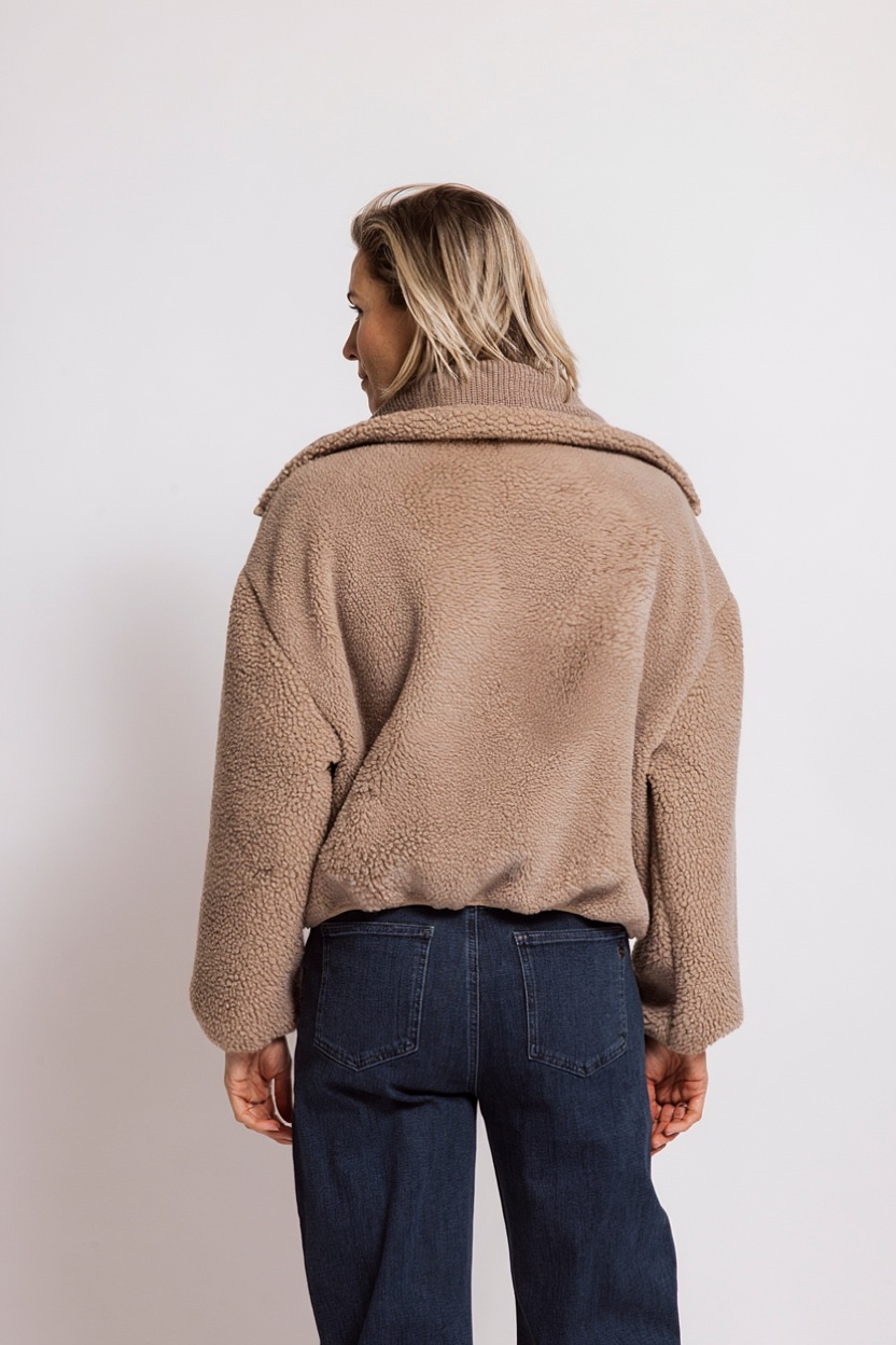 Zhrill Kurzblazer »ZIRA« Fleecejacke im Casual Stil, bequeme Passform, XXL-Kragen