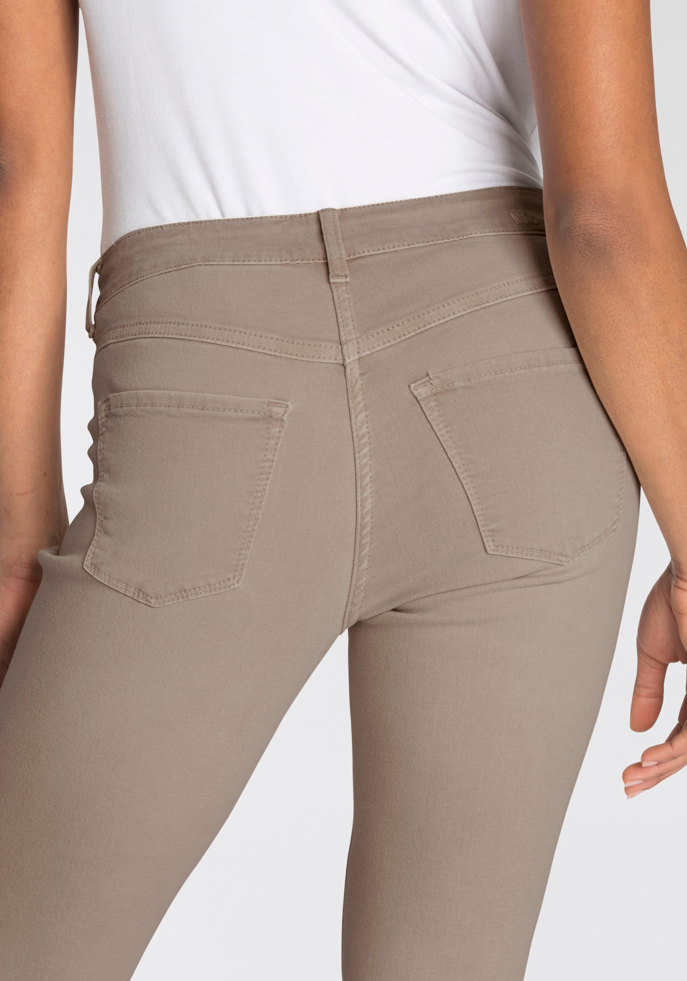 kaufen bequem Tag sitzt Skinny-fit-Jeans den ganzen MAC Power-Stretch für Qualität »Hiperstretch-Skinny«, BAUR |