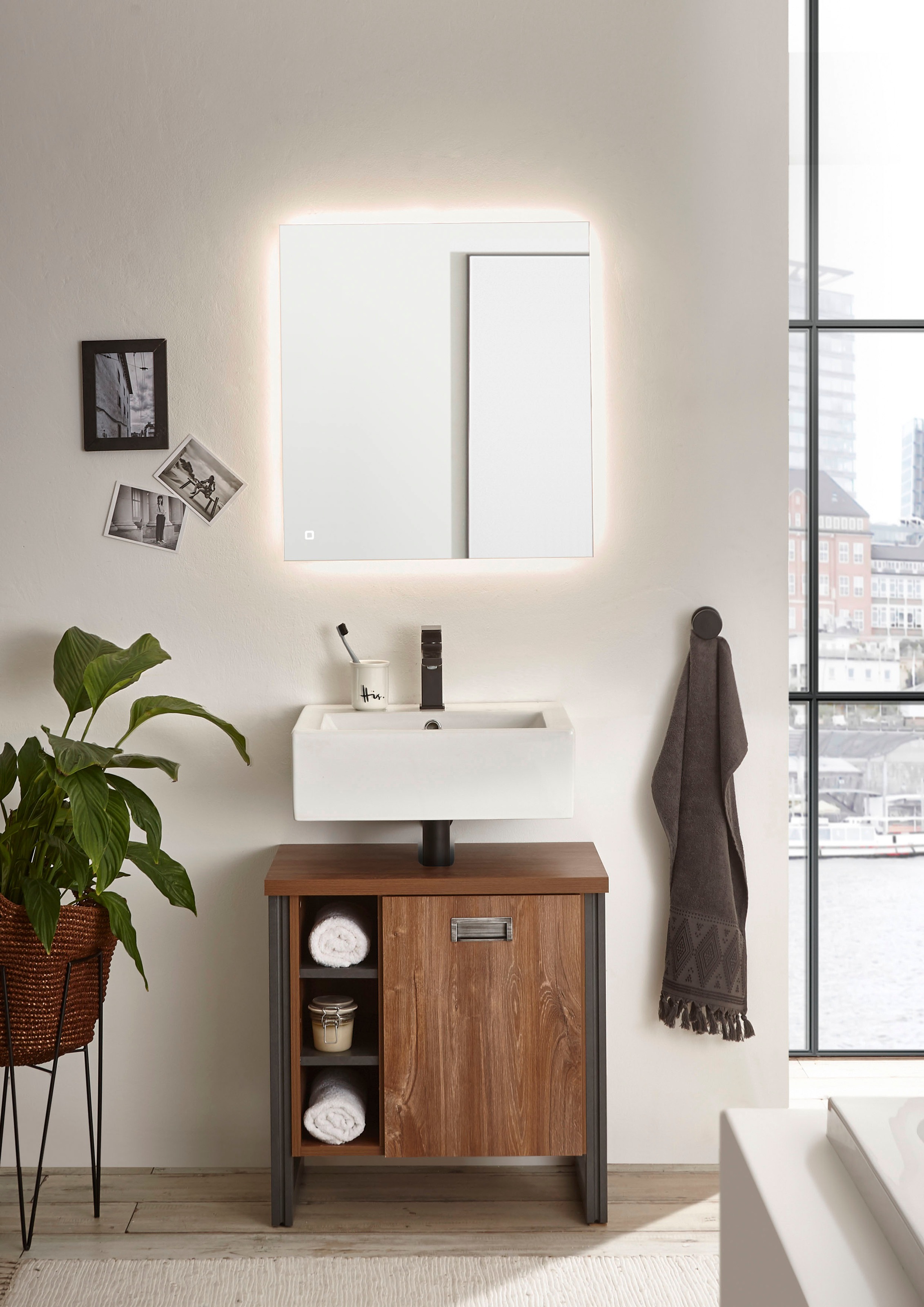 Home affaire Badmöbel-Set »Detroit, Bad im Industrialdesign, inkl. LED, 2-teiliges Badezimmer«, (2 St.), Waschbeckenunterschrank und Spiegel, holzfarben, mit offenen Fächern