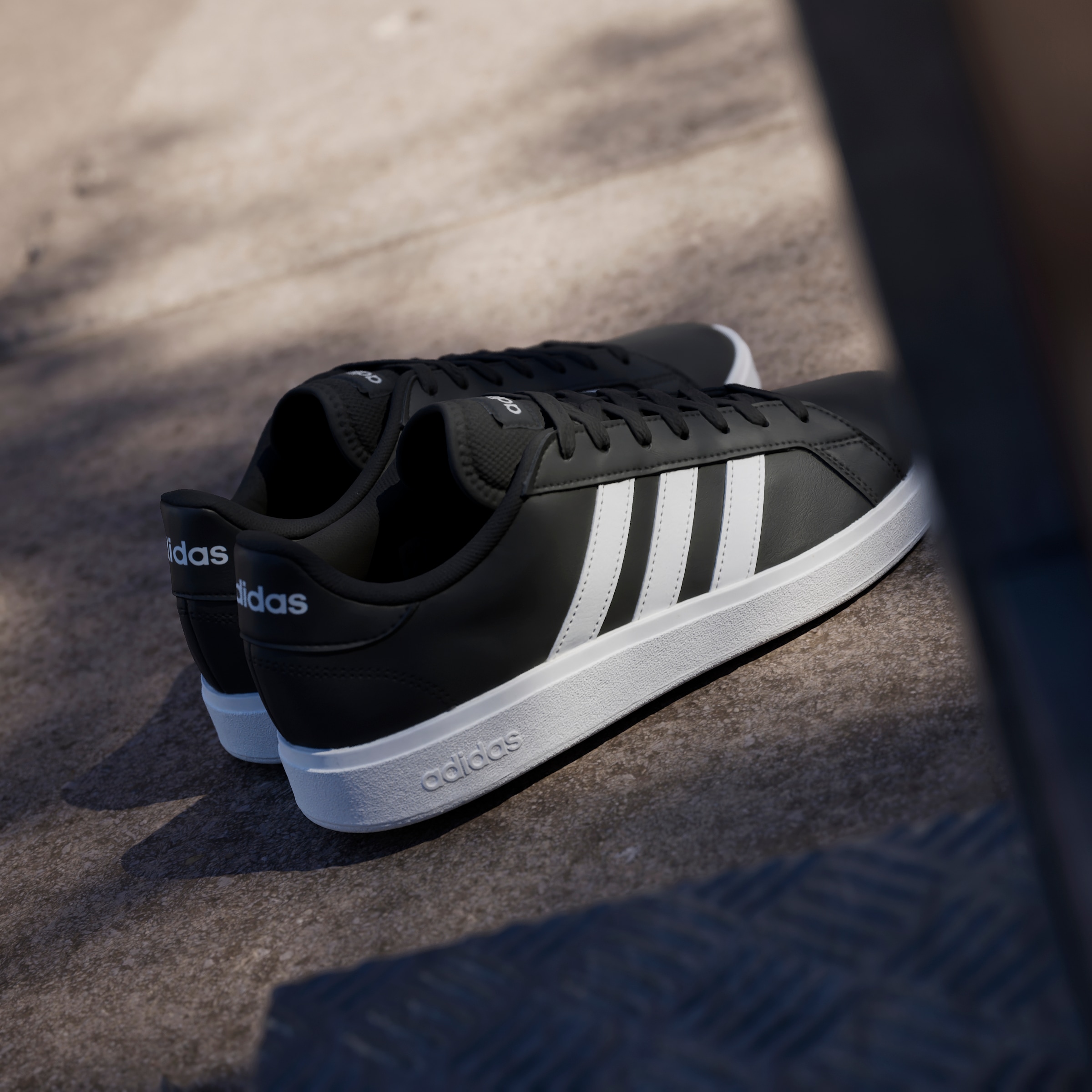 adidas Sportswear Sneaker »GRAND COURT TD LIFESTYLE COURT CASUAL«, Design auf den Spuren des adidas Superstar