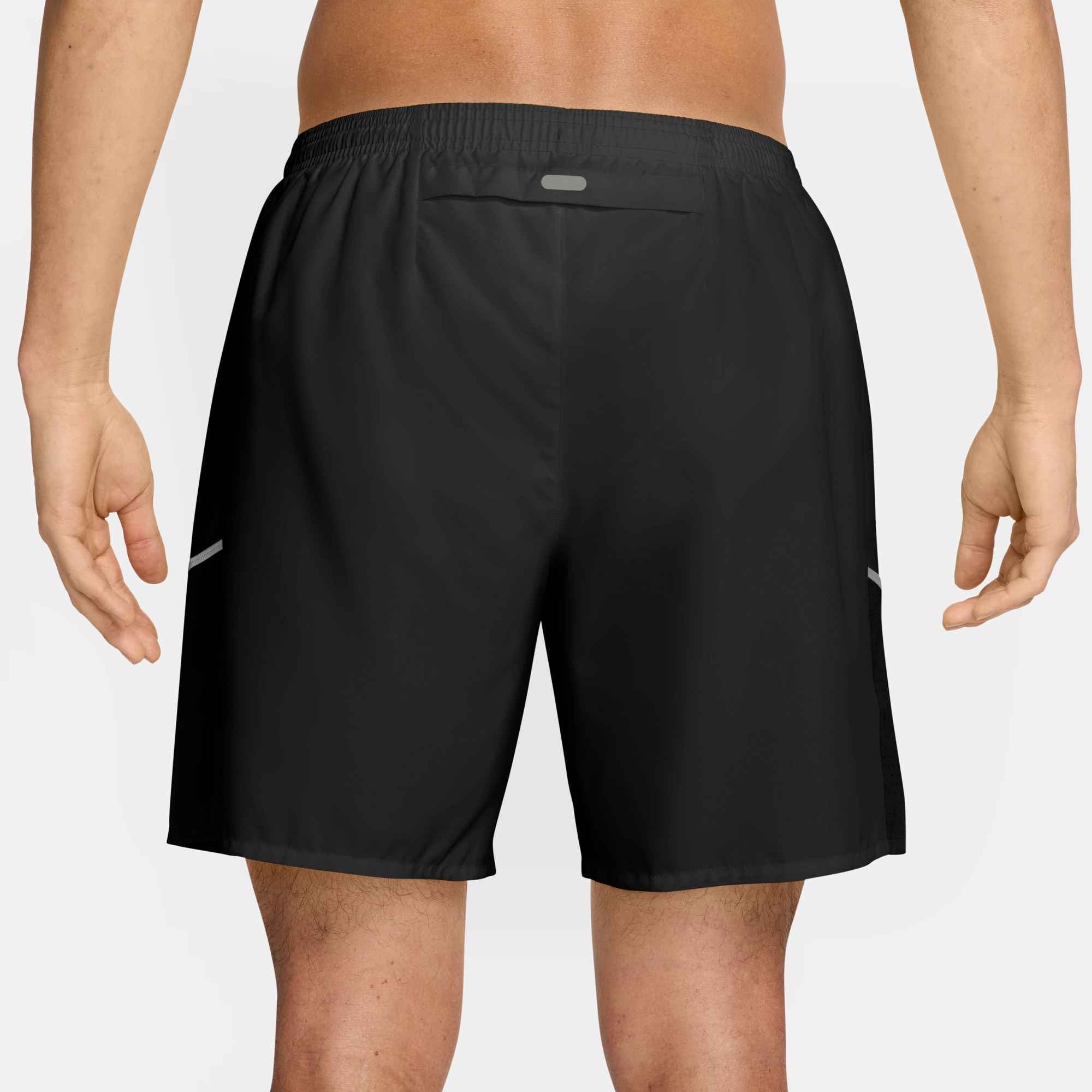 Nike Laufshorts »M NK DF MILER 7BF SHORT«  schnell trocknendes Material, atmungsaktiv, feuchtigkeitsableitend