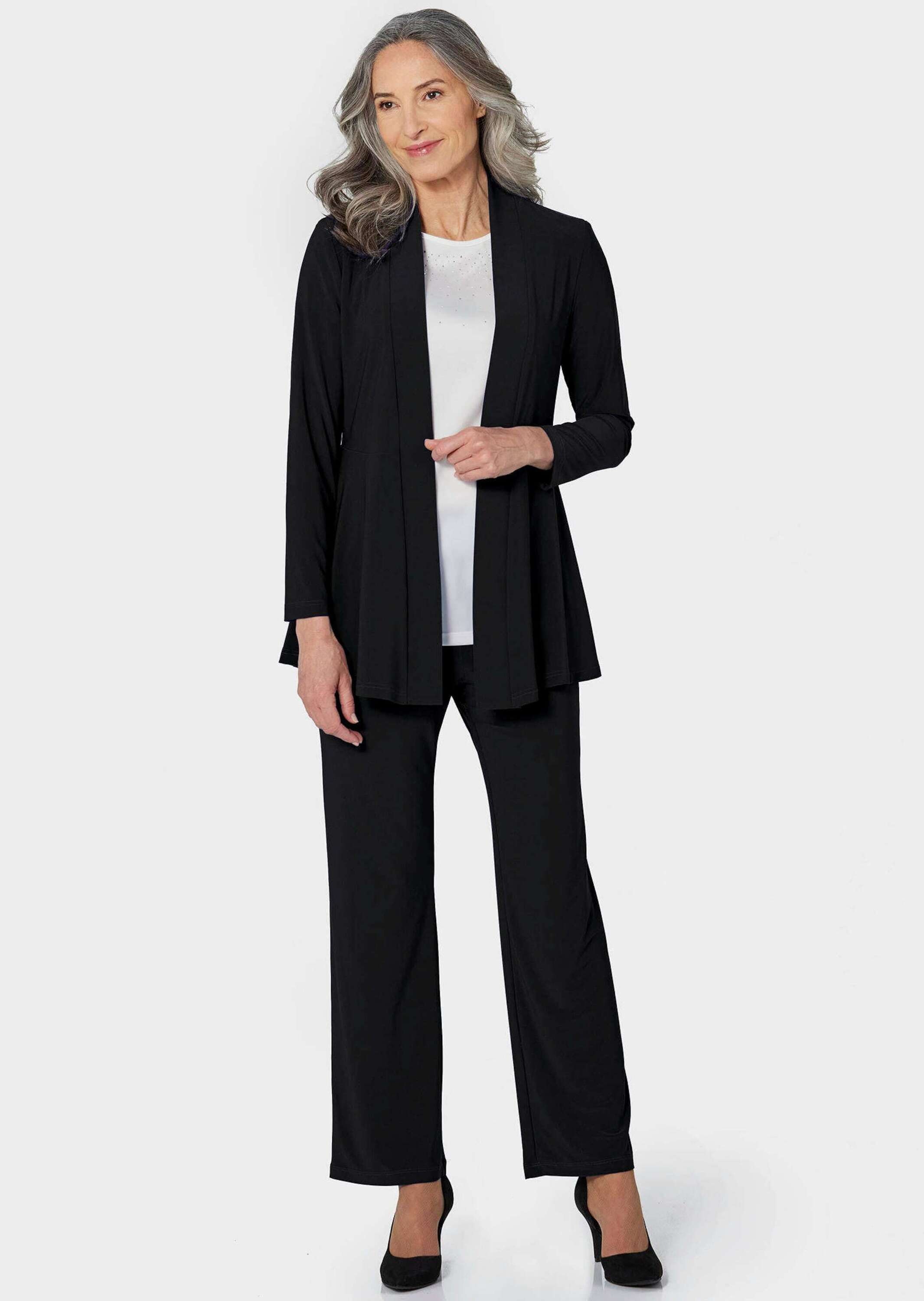 GOLDNER Sweatjacke »Kurzgröße Leichte Shirtjacke lila mit Stretch«