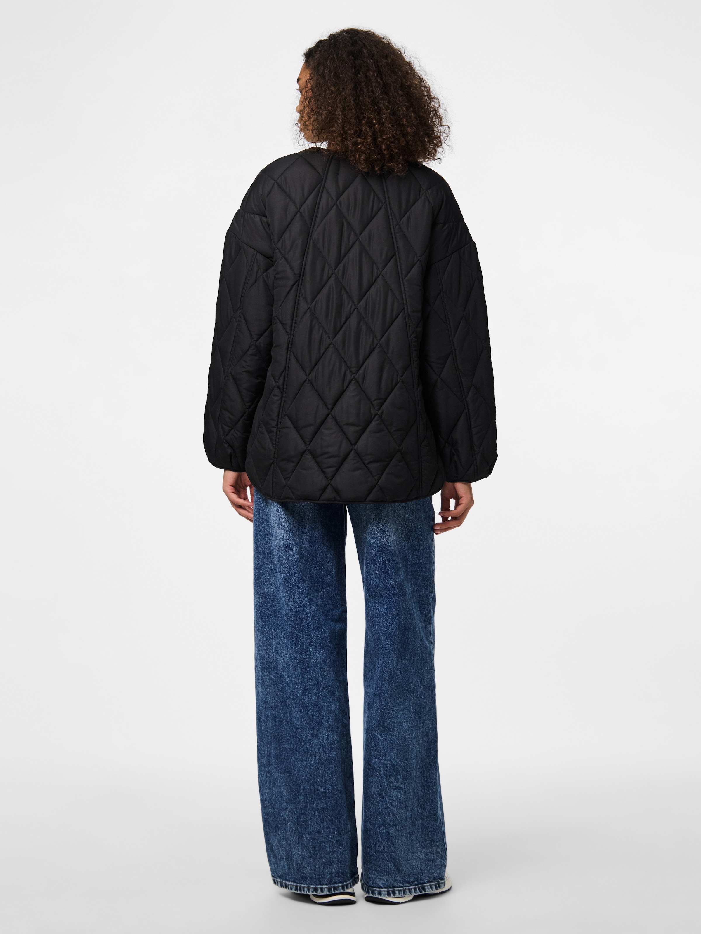 pieces Steppjacke »PCSTELLA QUILTED JACKET NOOS BC« Kunstfaser