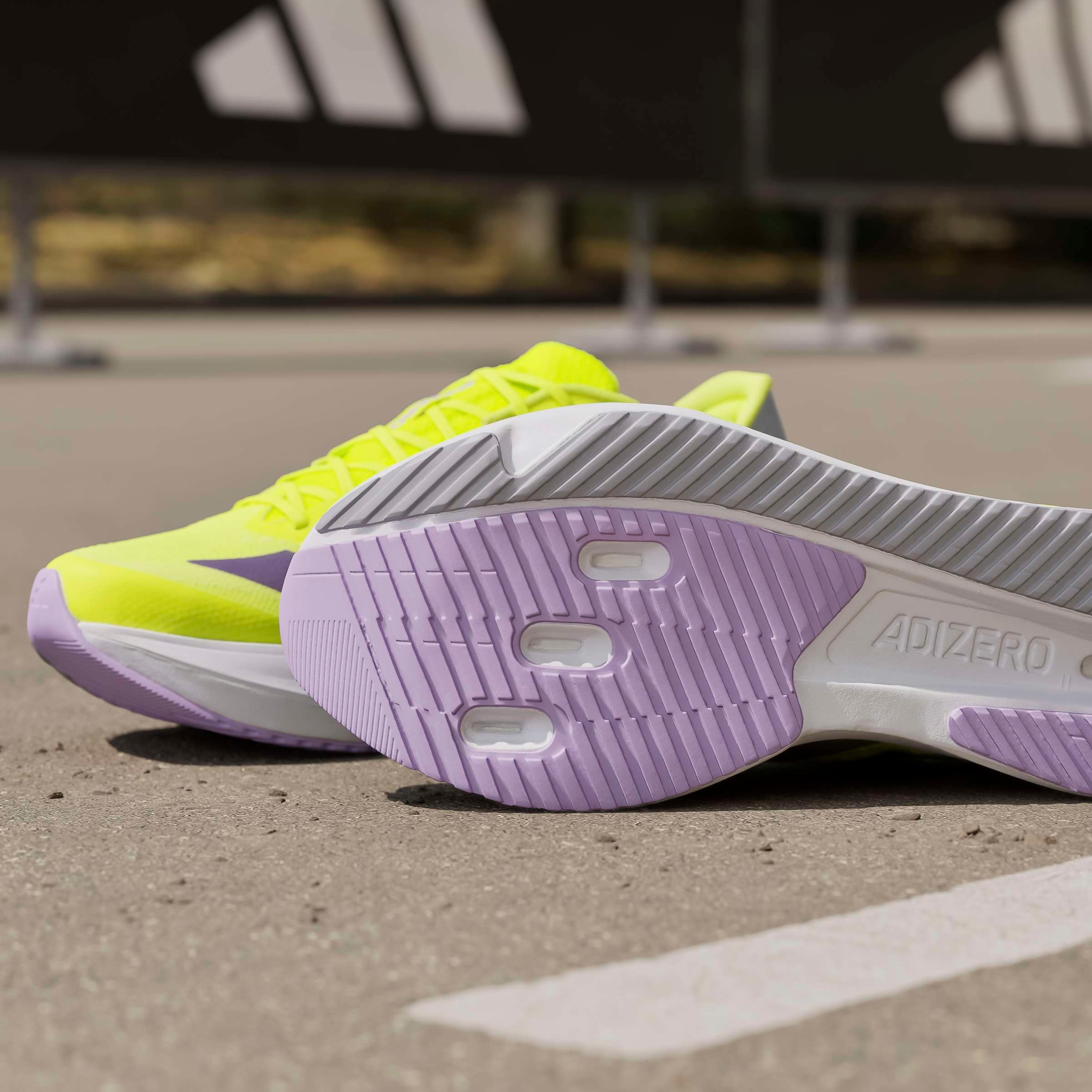adidas Performance Laufschuh »ADIZERO SL2 M«  mit Lightstrike-Sohle