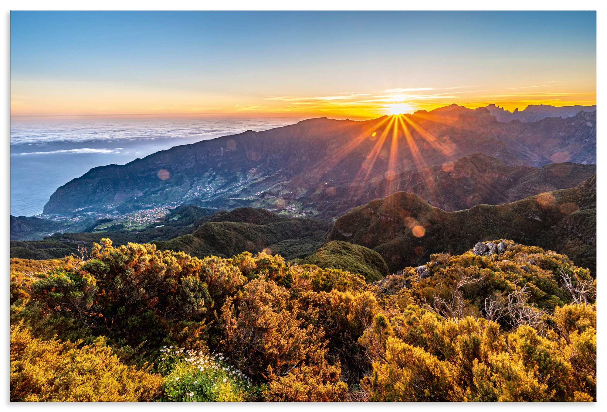 Wandbild ARTLANDfarbe bild(er): orange, Wohnzimmer, Bilder, "Sonnenaufgang über Madeira Bica da Cana", als Alubild, Leinwandbild, Poster,