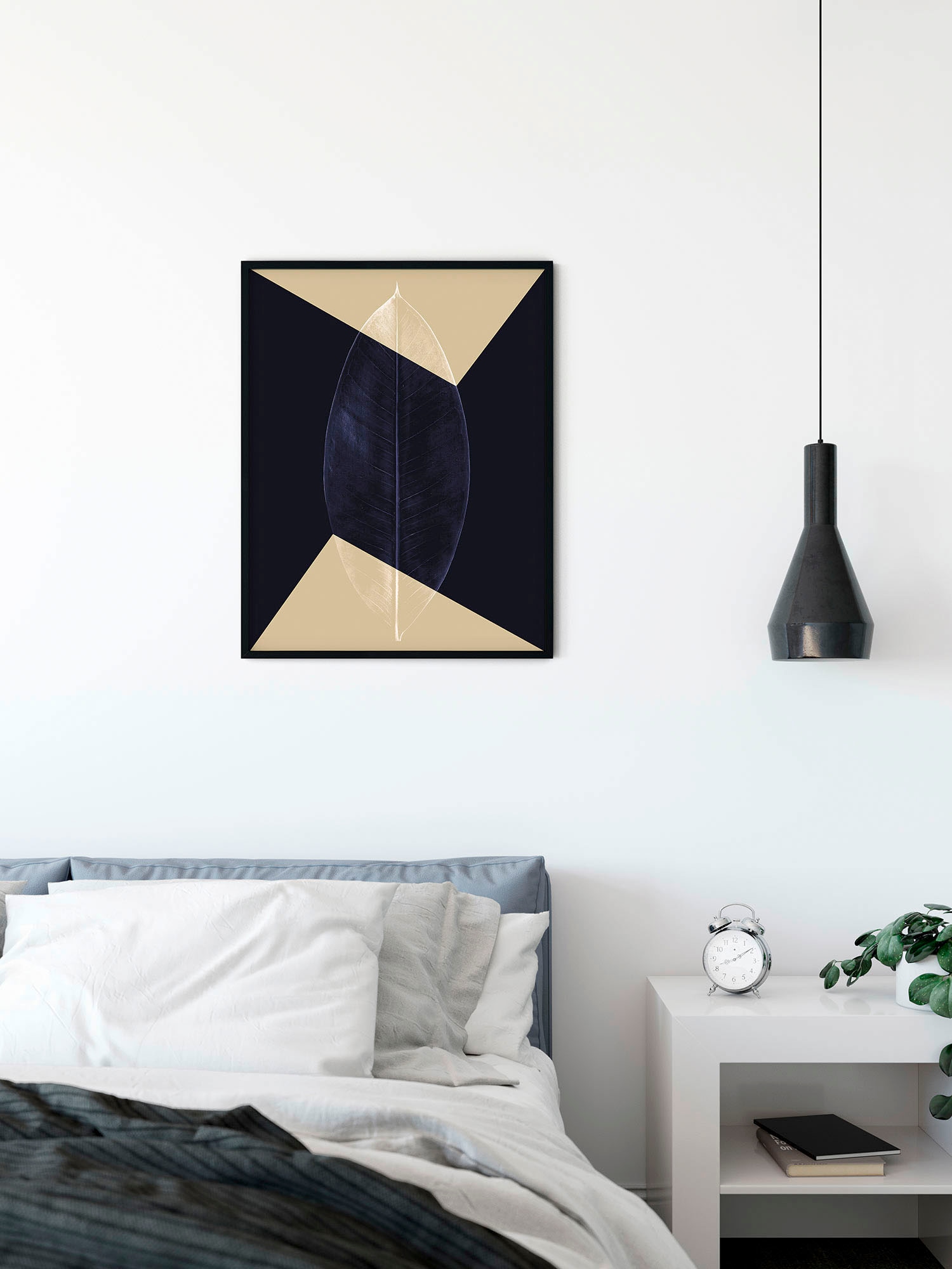 Komar Wandbild »Lotus Theatre«, (1 St.), Deutsches Premium-Poster Fotopapier mit seidenmatter Oberfläche und hoher Lichtbeständigkeit. Für fotorealistische Drucke mit gestochen scharfen Details und hervorragender Farbbrillanz.