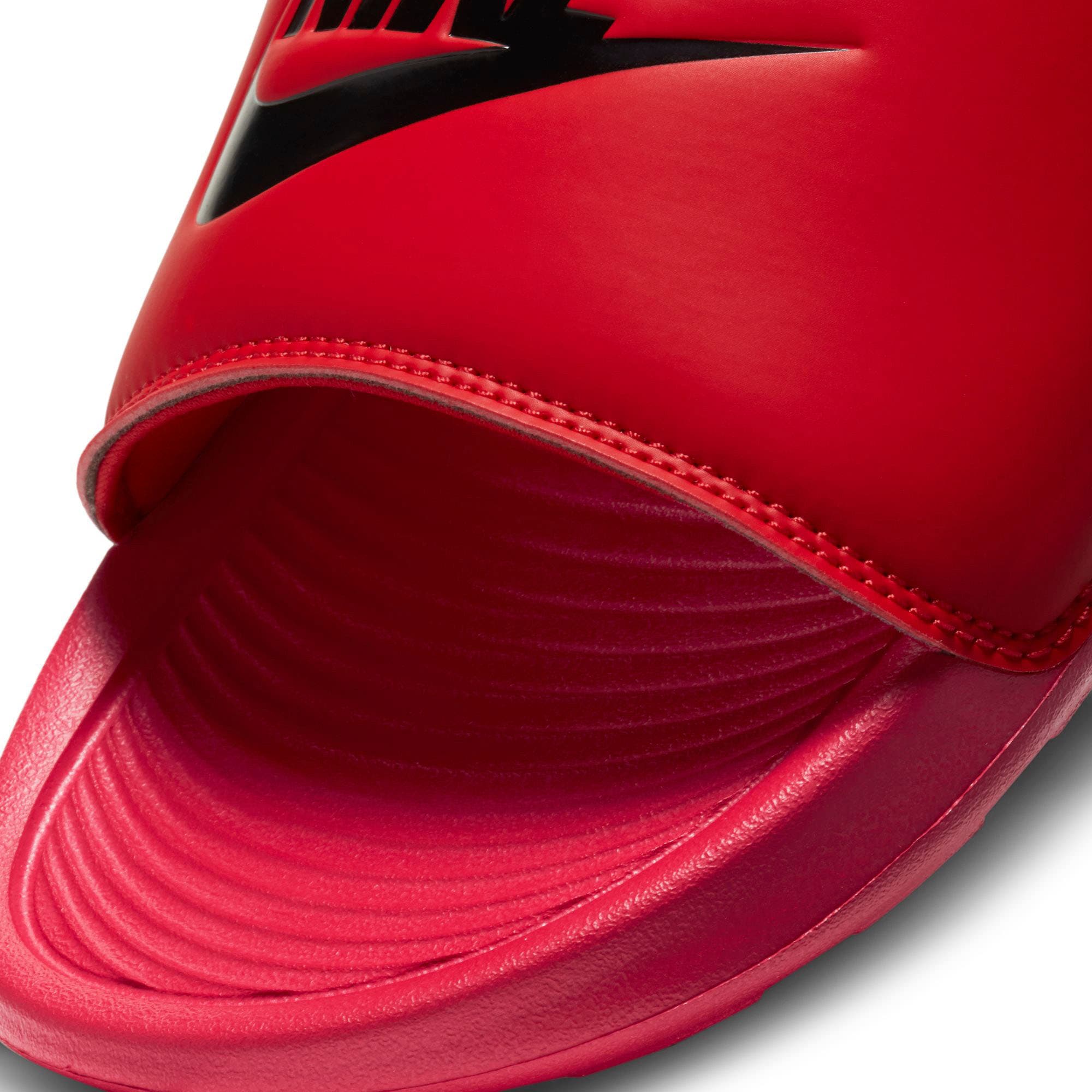 Nike Sportswear Badesandale »VICTORI ONE«