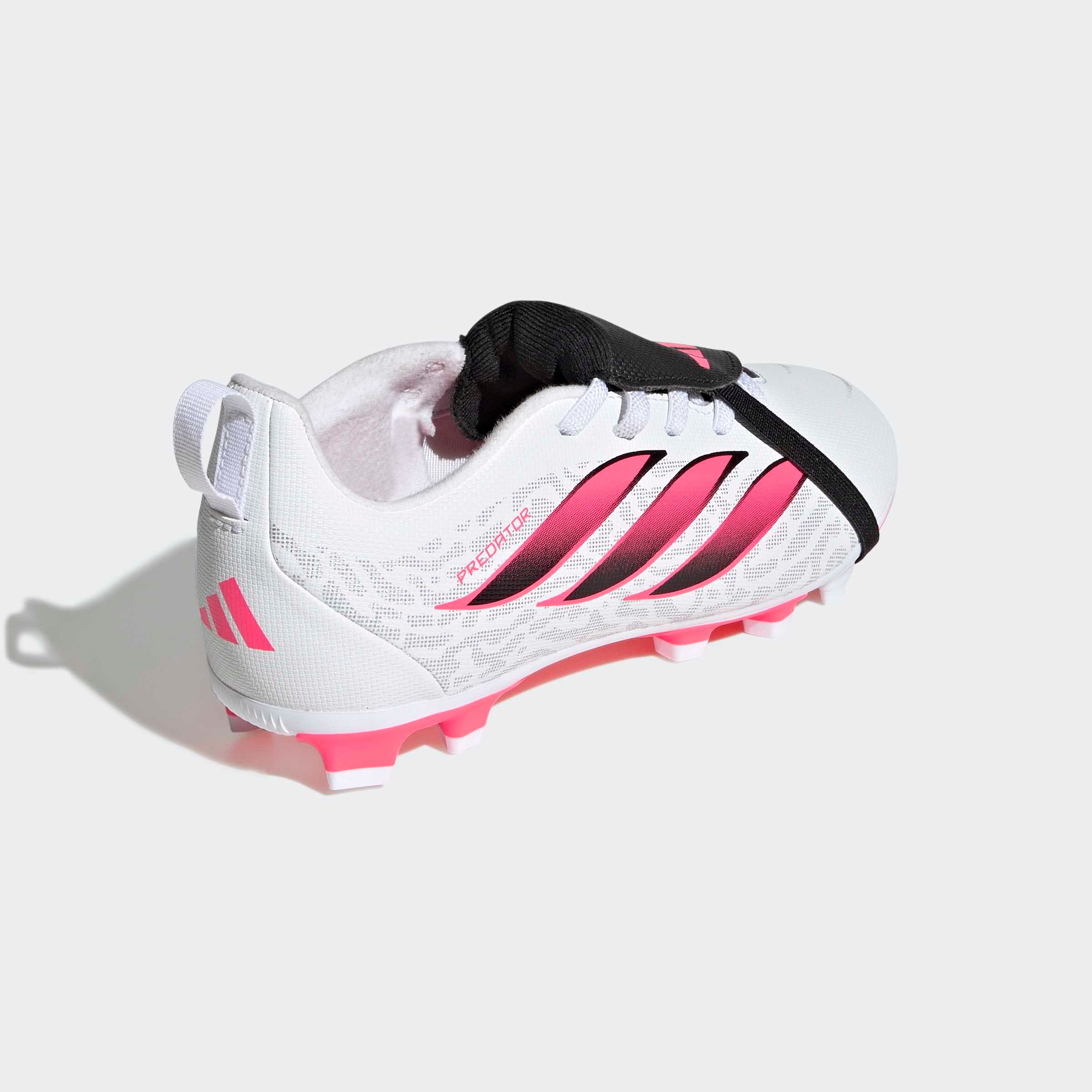 adidas Performance Fußballschuh »PREDATOR CLUB KIDS , UMSCHLAGBARE ZUNGE, FESTE BÖDEN / MULTI GROUND«  für viele verschiedene Böden geeignet, für Jugendliche & Kinder