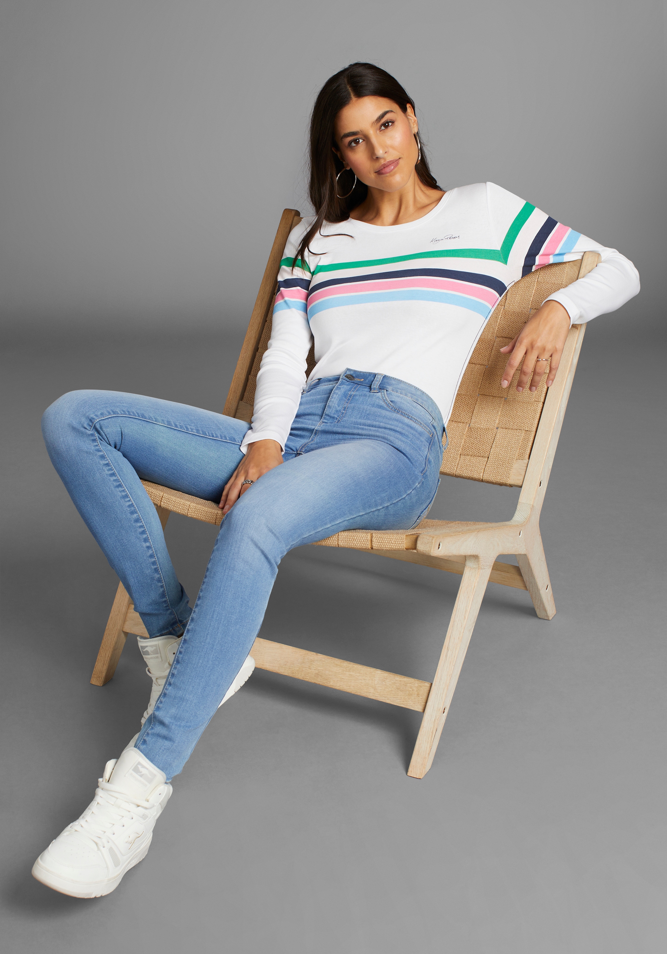 KangaROOS Langarmshirt, mit bunten Streifen