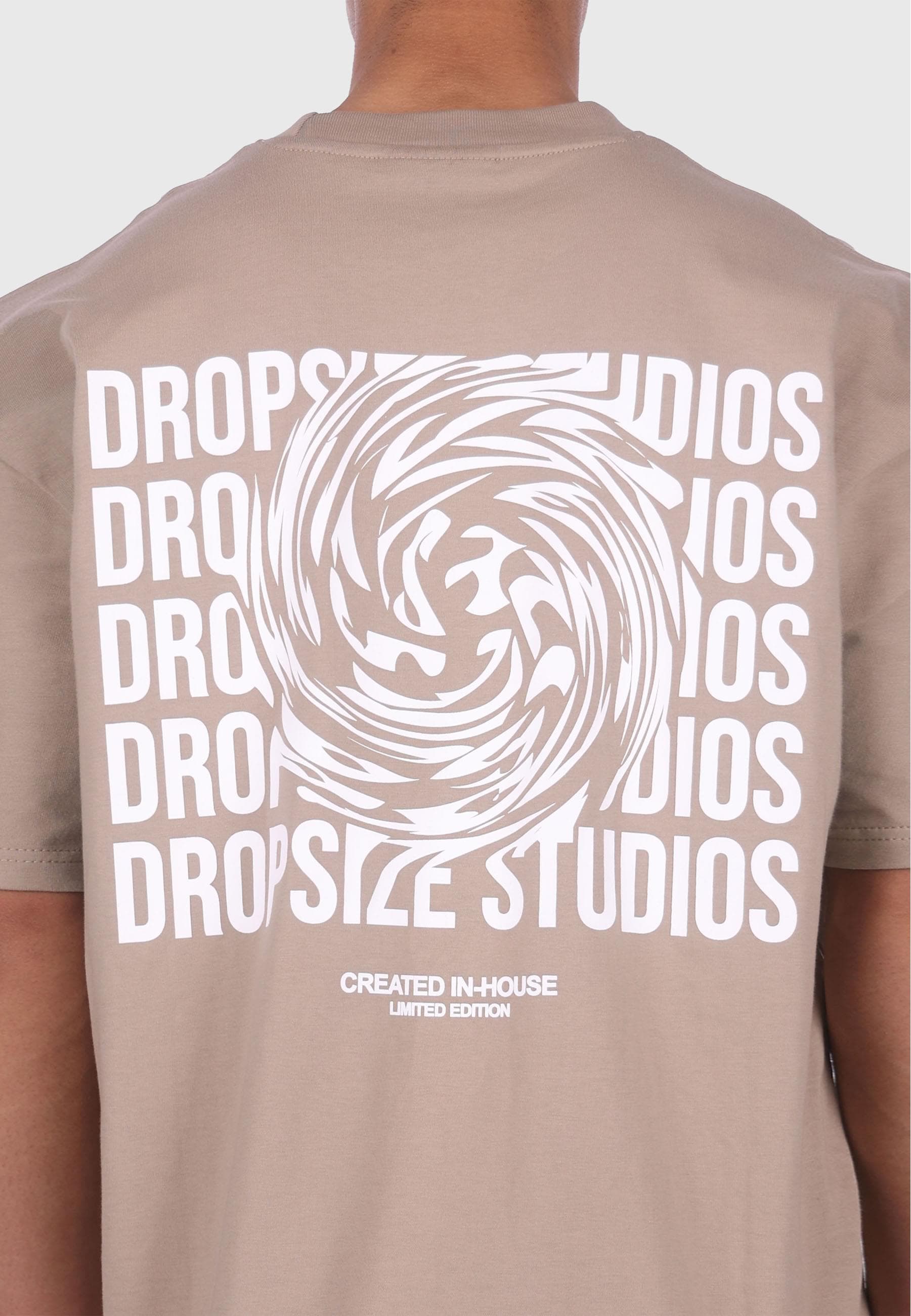 Dropsize T-Shirt »Dropsize HEAVY OVERSIZE DROPSIZE STUDIOS SWIRL T-SHIRT«, (1 tlg.)