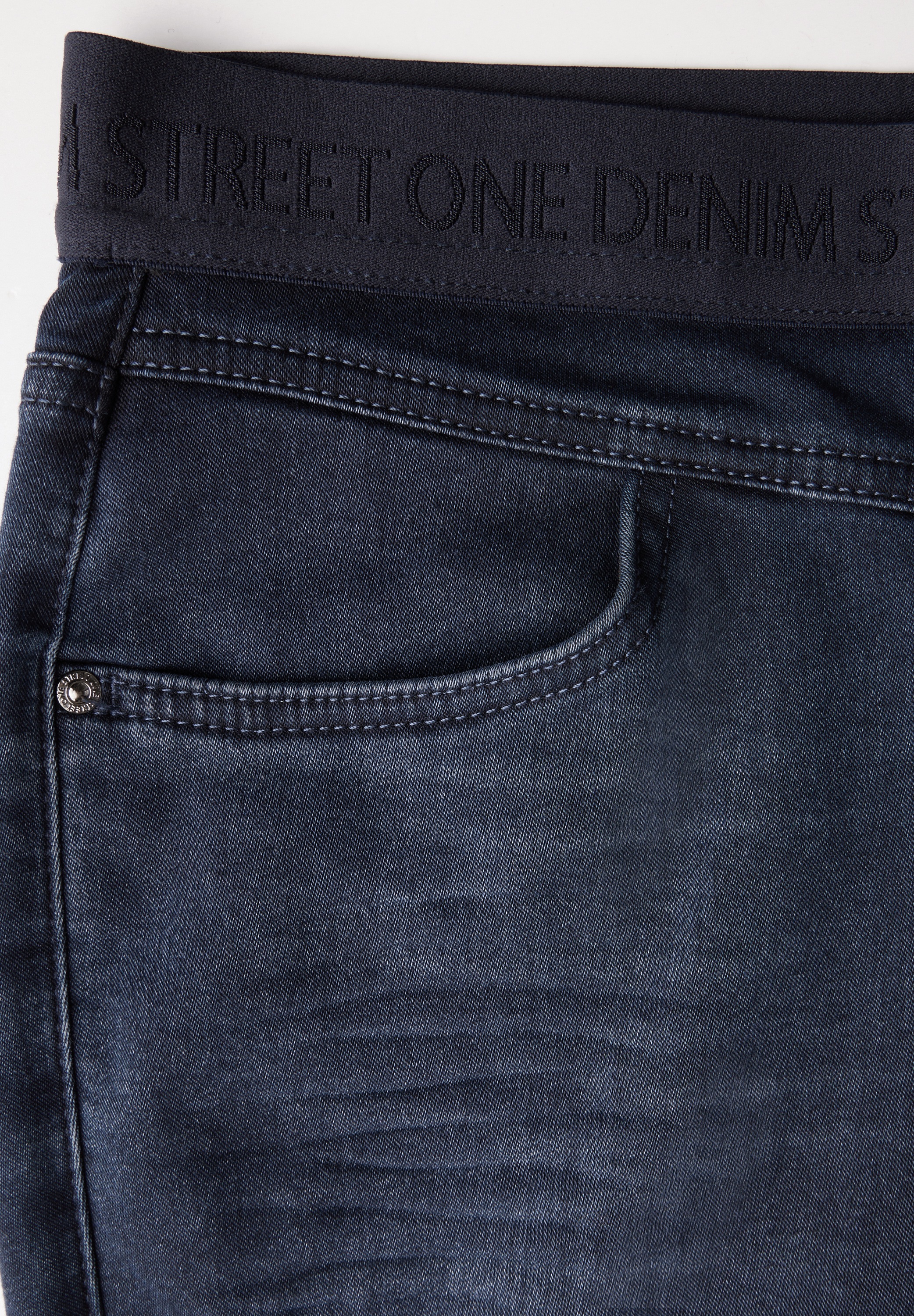 STREET ONE Skinny-fit-Jeans, aus Baumwolle mit Stretchanteil