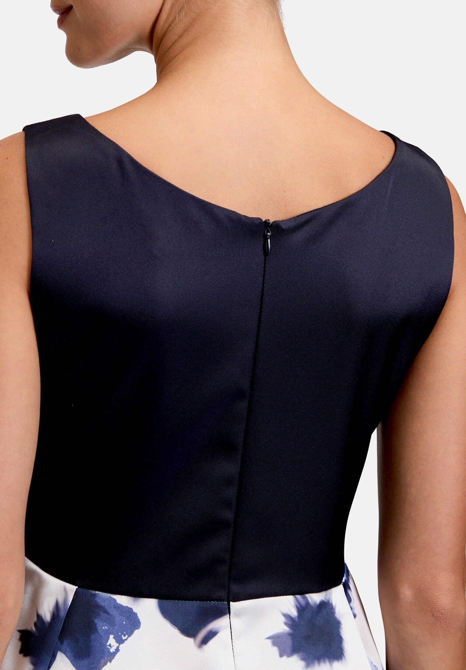 Vera Mont Cocktailkleid »Damen mit ausgestelltem Rock« Nahttasche