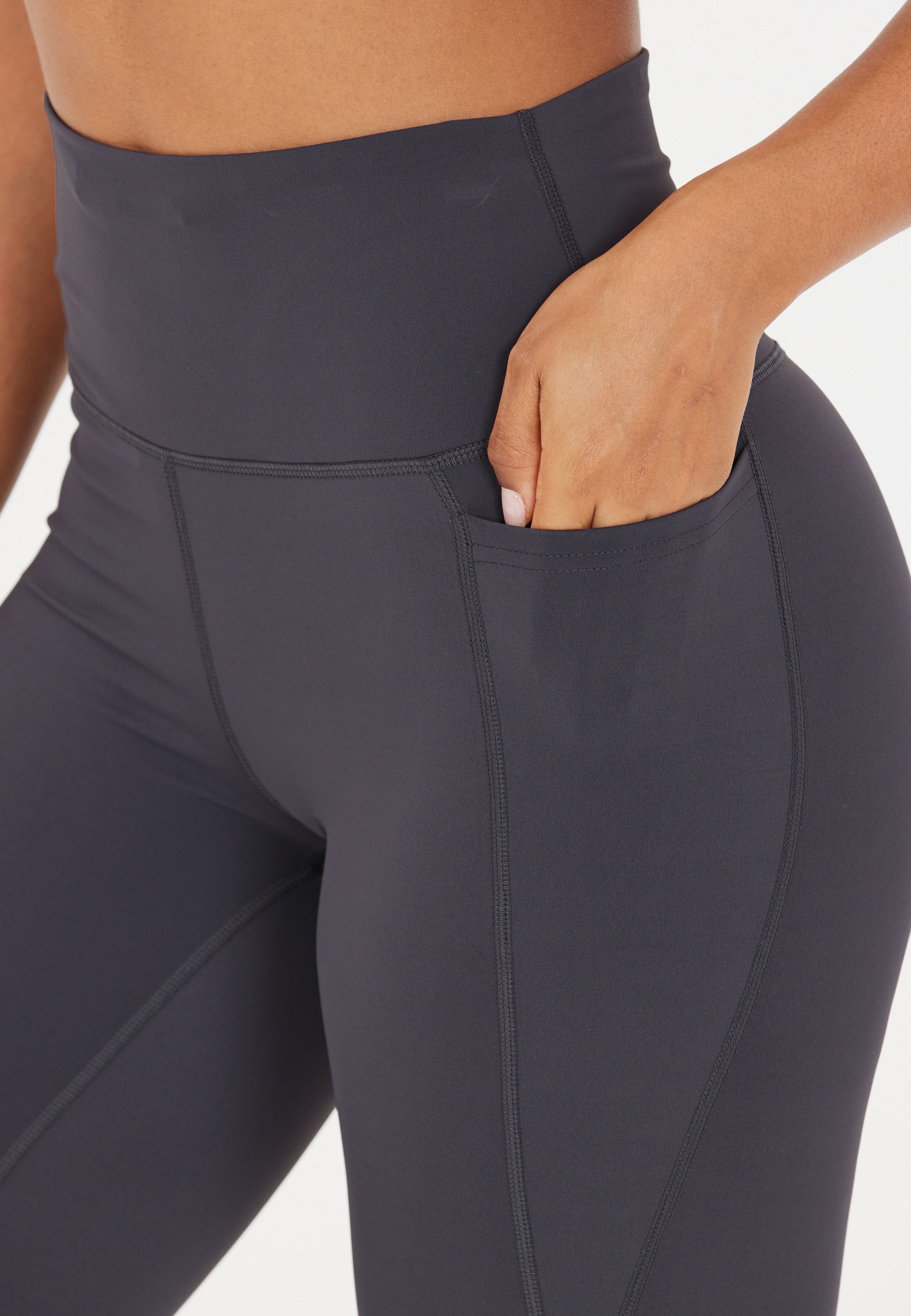 ATHLECIA Trainingstights »Aliya«, im stretchy Design mit flachen Nähten