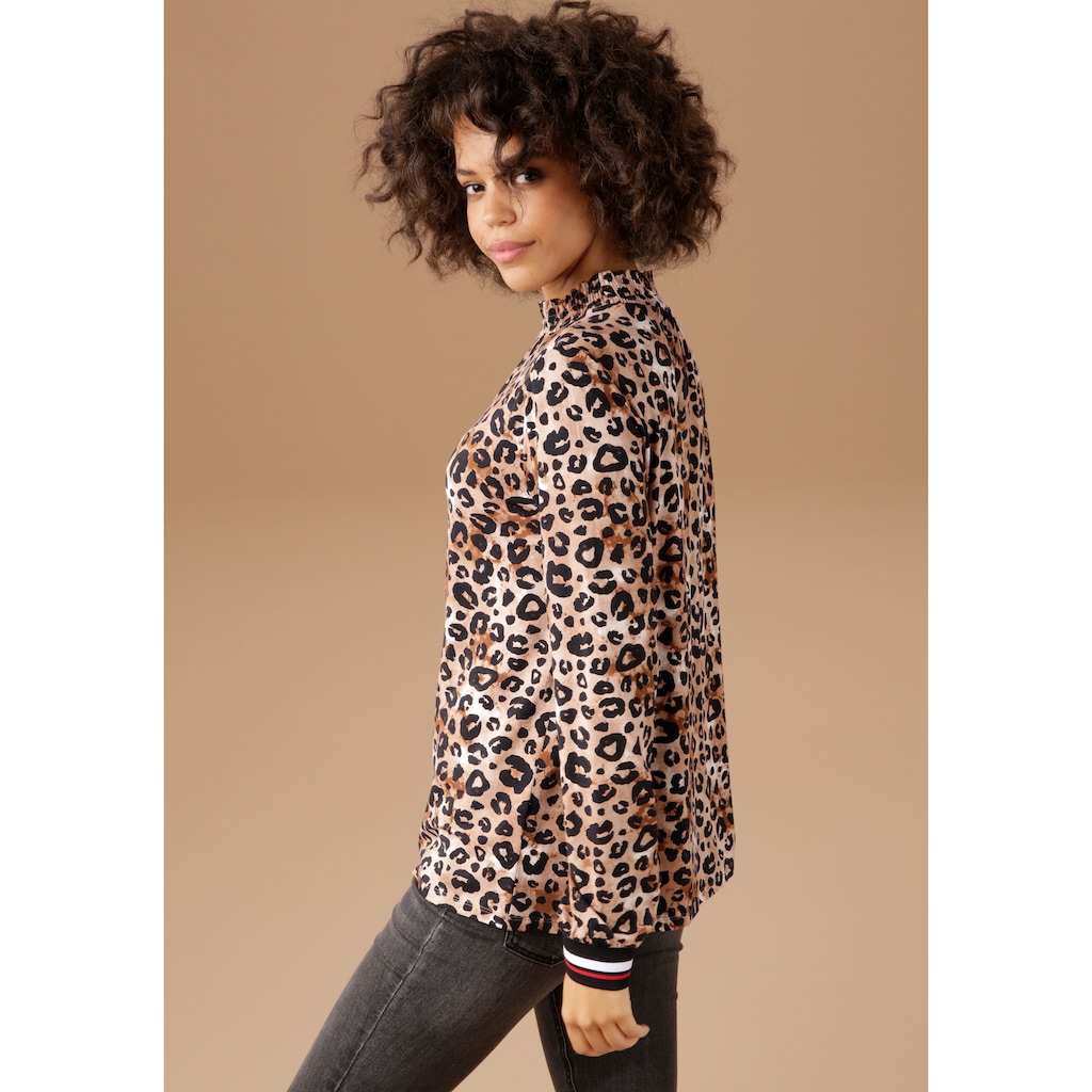 Aniston CASUAL Langarmshirt, mit trendigem Animal-Print und gestreiften Bündchen