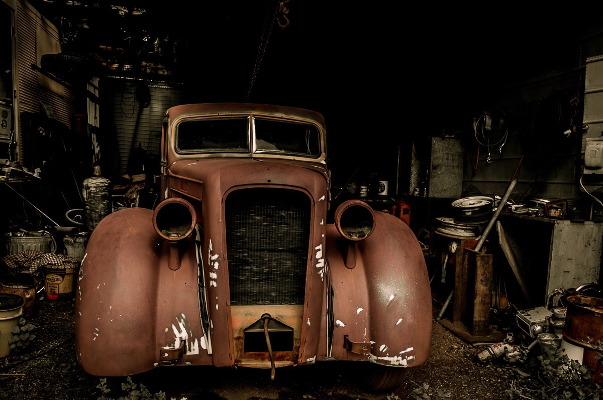Papermoon Fototapete "Altes Auto"