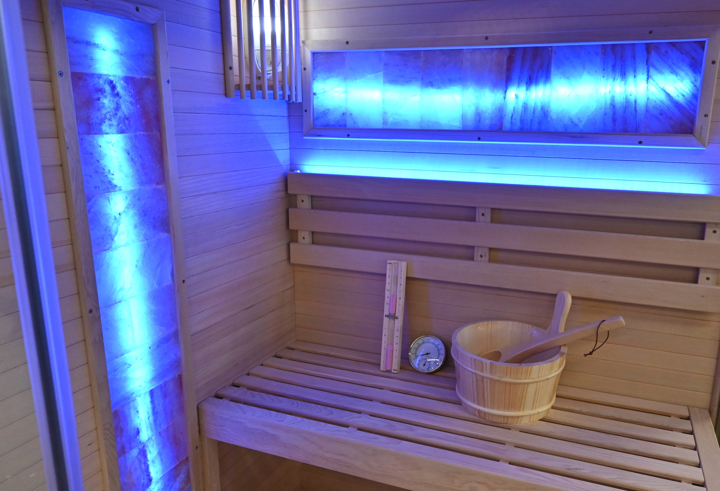 Sanotechnik Sauna »LUXOR 1« inkl. Salzsteine und Saunaofen