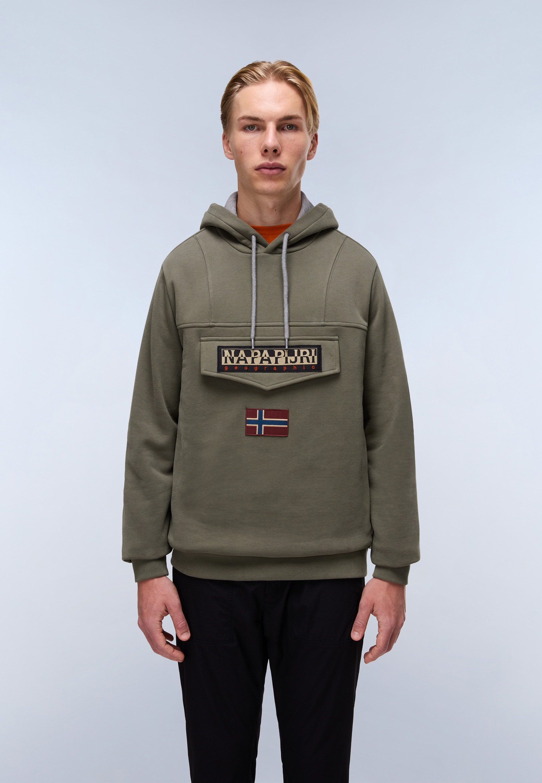 Napapijri Kapuzensweatshirt "BURGEE WINT 4", mit Brusttasche, aus Baumwolle und Polyester