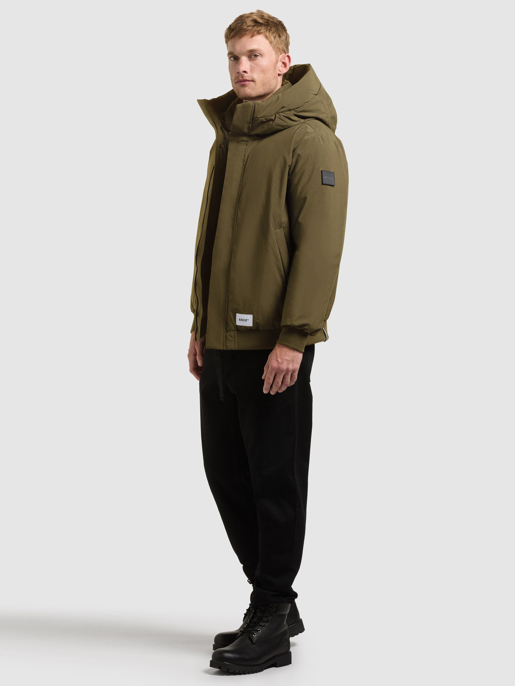 khujo Winterjacke »BENSON« mit Kapuze abnehmbare Rucksackträger in der Innenseite