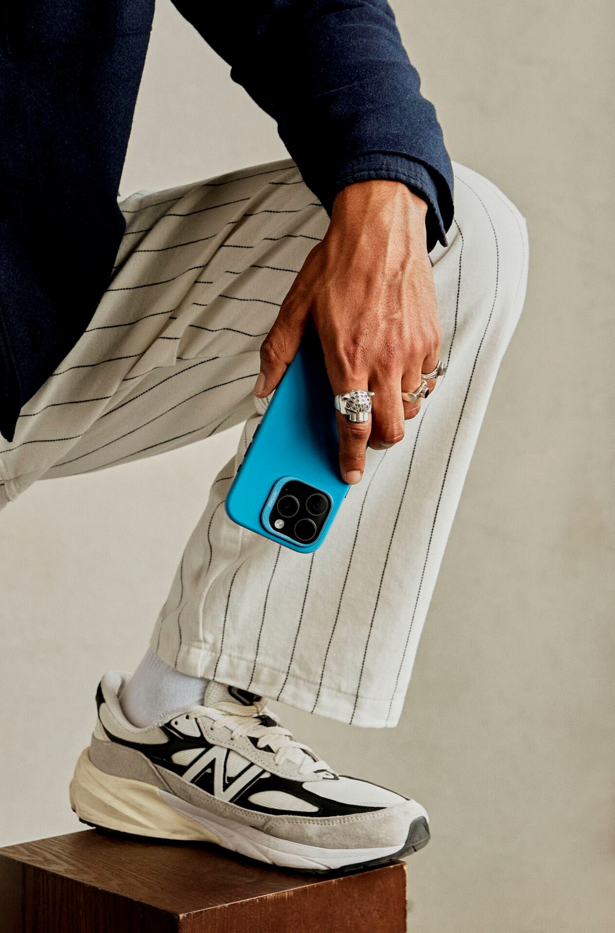 DECODED Smartphone-Hülle »AntiMicrobial Silicone Backc. iPhone 16 Pro Max«, Smartphones