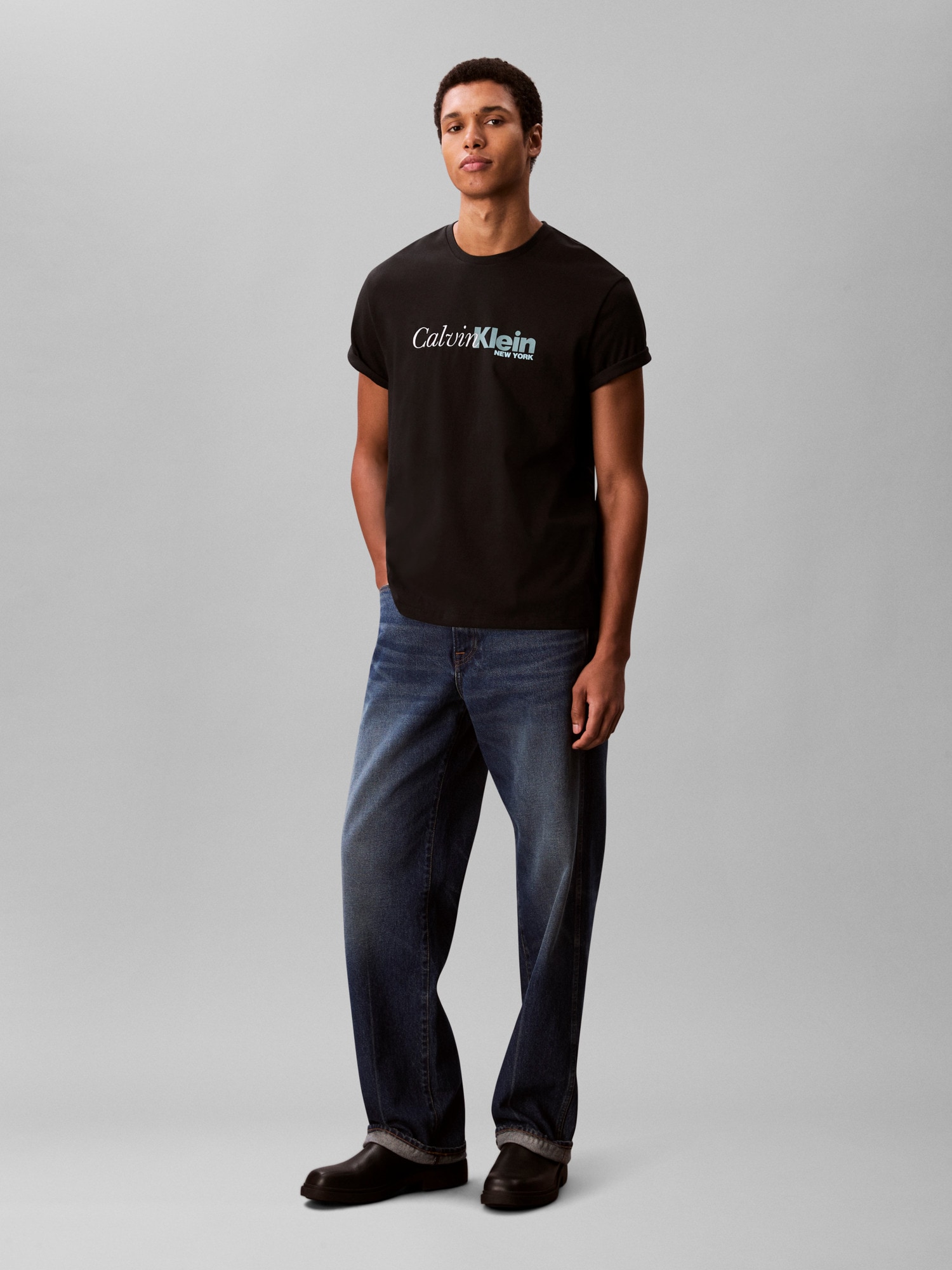 Calvin Klein T-Shirt »SS 20S EU CALVIN CURSIVE GRAPHIC« Mit Rundhalsausschnitt, regular fit