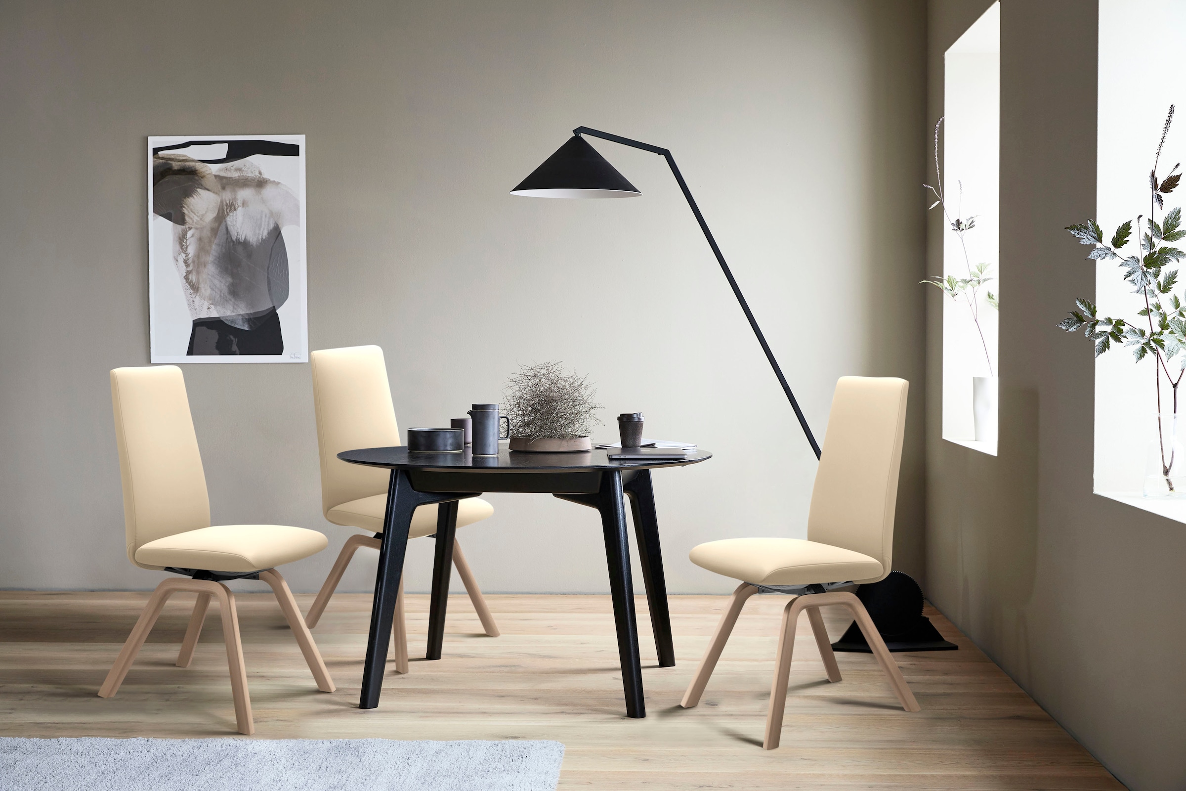 Polsterstuhl STRESSLESS "Laurel", beige (vanilla paloma, schwarz), B:49cm H:105cm T:60cm, Leder PALOMA: PALOMA ist ein durchgefärbtes Semianilin-Möbelleder mit natürlicher Narbung., Stühle, Polsterstuhl, High Back, Größe L, mit schräggestellten Beinen in 