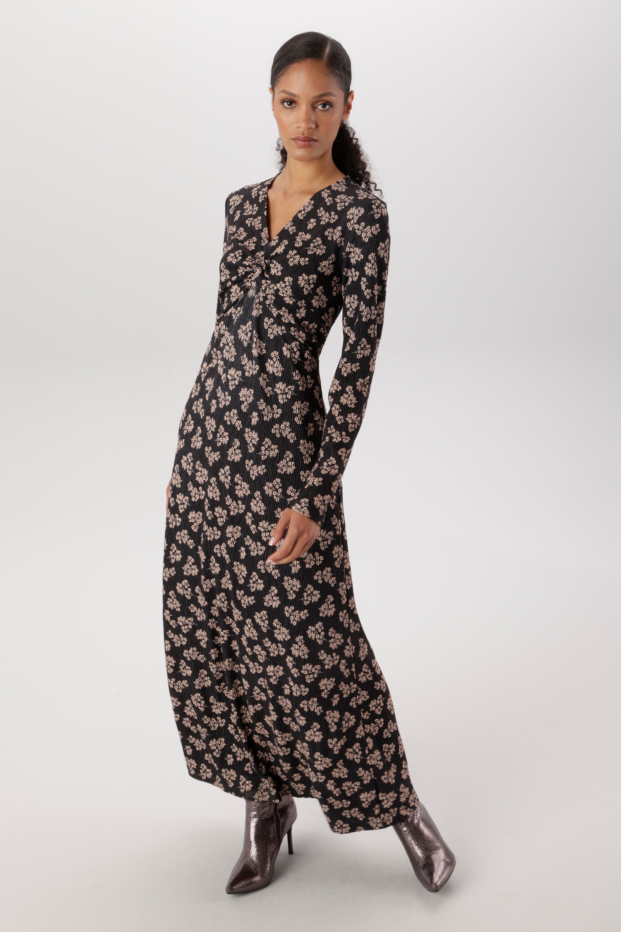 Aniston SELECTED Jerseykleid plissierter Jerseyware und geknotete Wickeloptik - NEUE KOLLEKTION