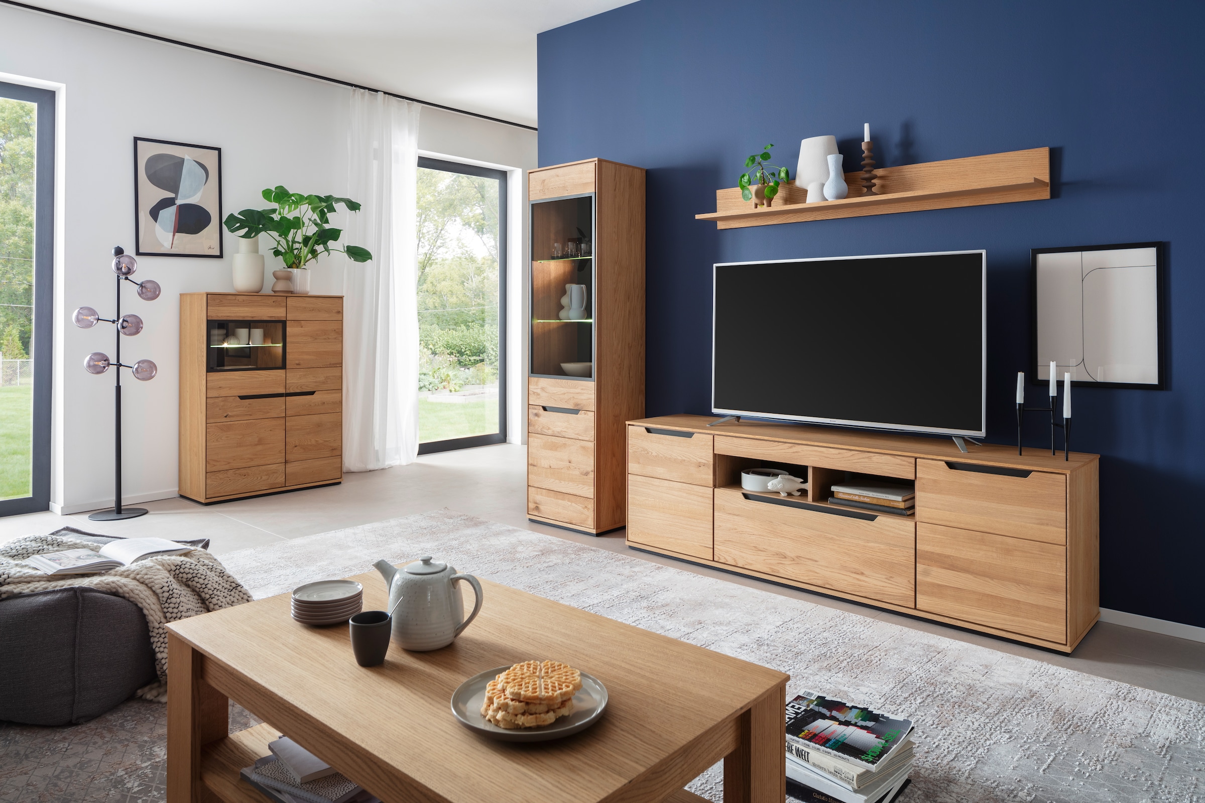MCA living Wohnwand »Araya Wohnkombination II«, (Komplett-Set, 4 St., optional: Glaskantenbeleuchtung), Schubkästen/ Türen gedämpft