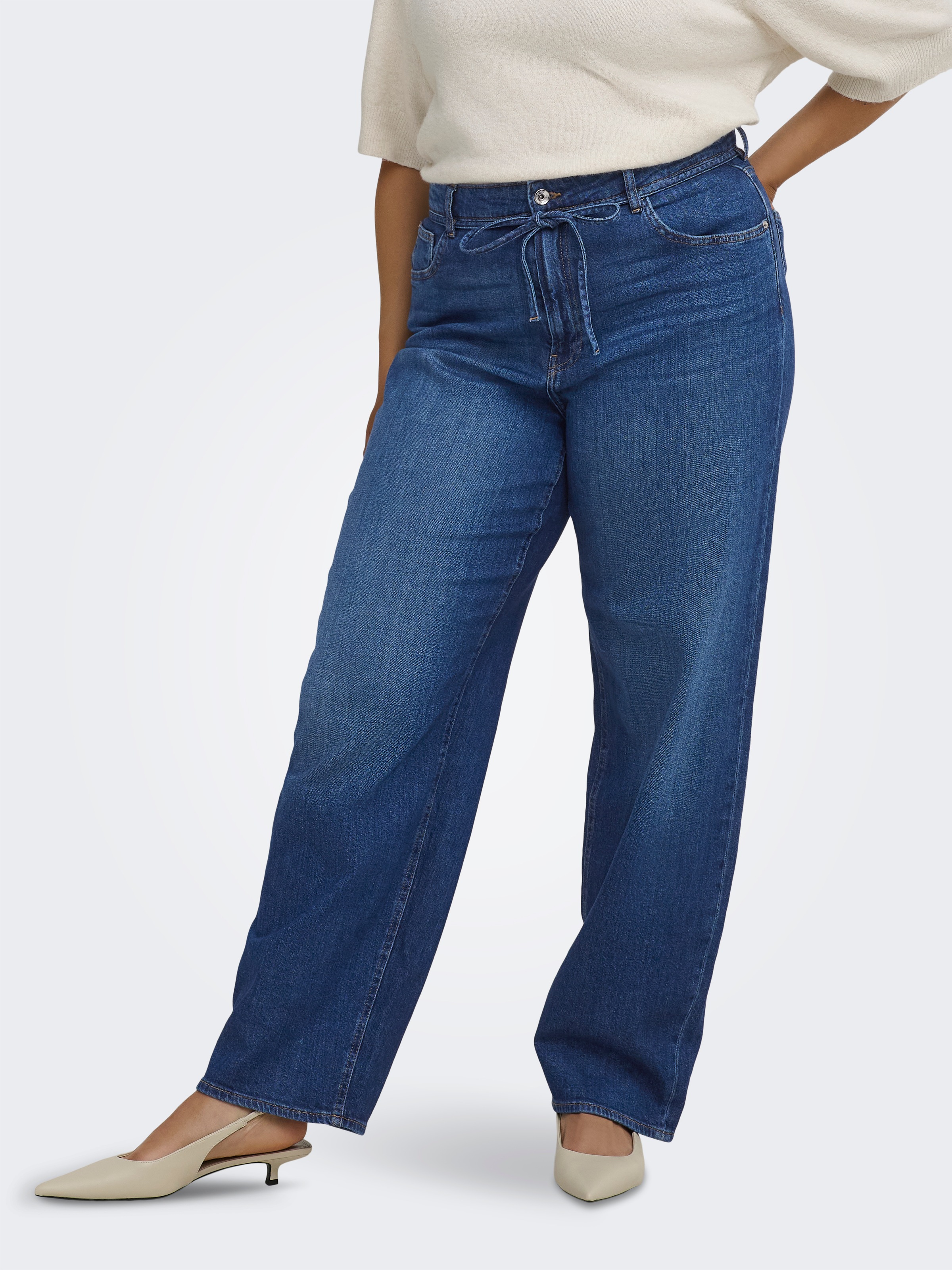 ONLY CARMAKOMA Straight-Jeans "CARGIANNA MW STRAIGHT DNM BOX NOOS" Baumwollmischung, Regular Waist