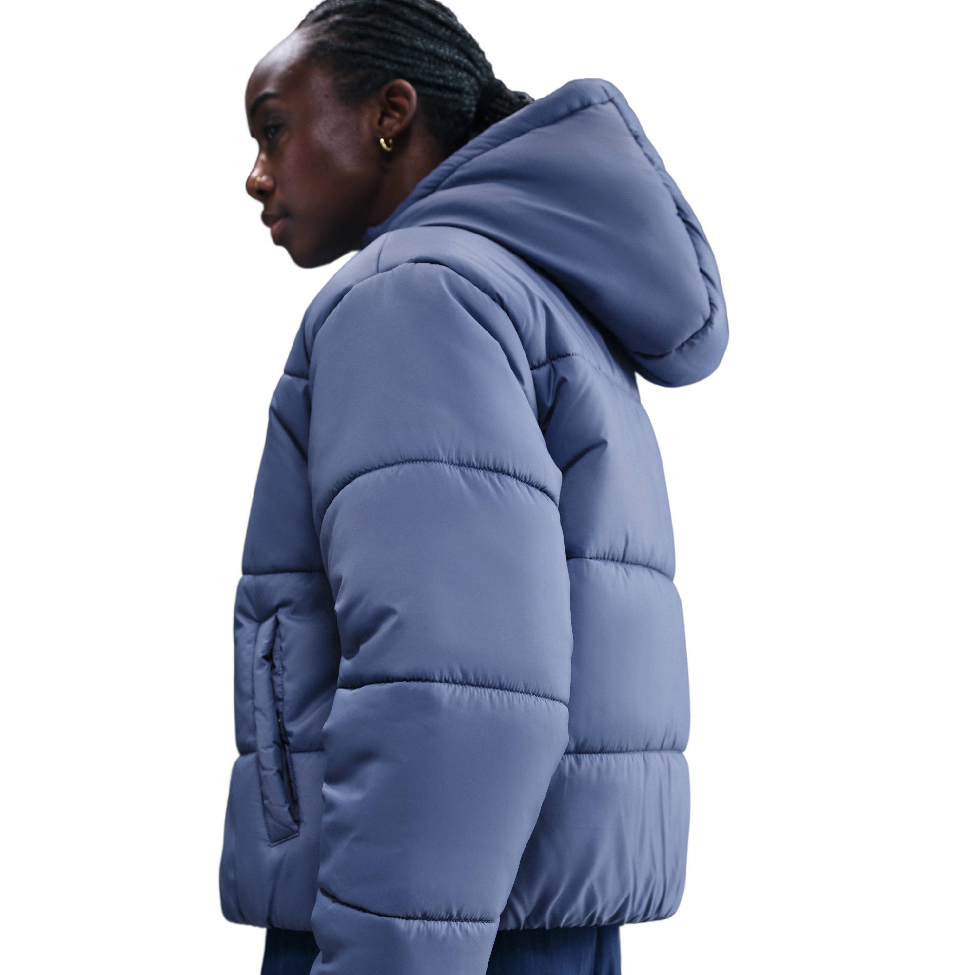 Outdoorjacke NIKE SPORTSWEAR "W NSW TF SYNFL NK CLSC PFR", Damen, Gr. M, world indigo, weiß, Obermaterial: 100% Polyester, normal, Jacken Outdoorjacke, wasserabweisendes Material, mit synthetischer Isolierung 4